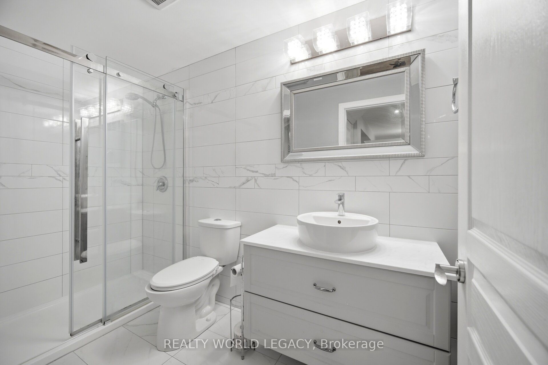 58 Doon Creek Street Property Photo 47