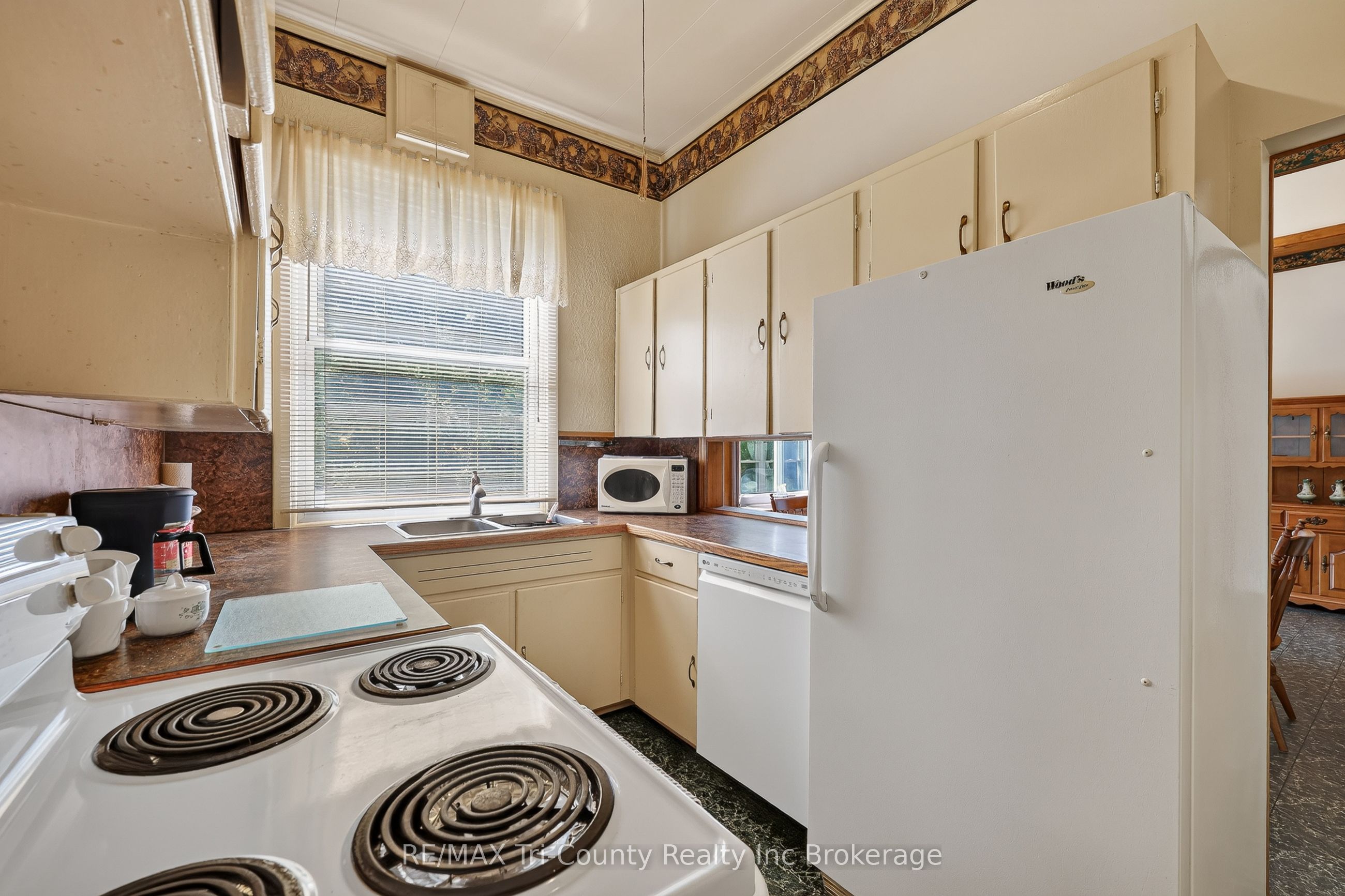 54427 Talbot Line Property Photo 7