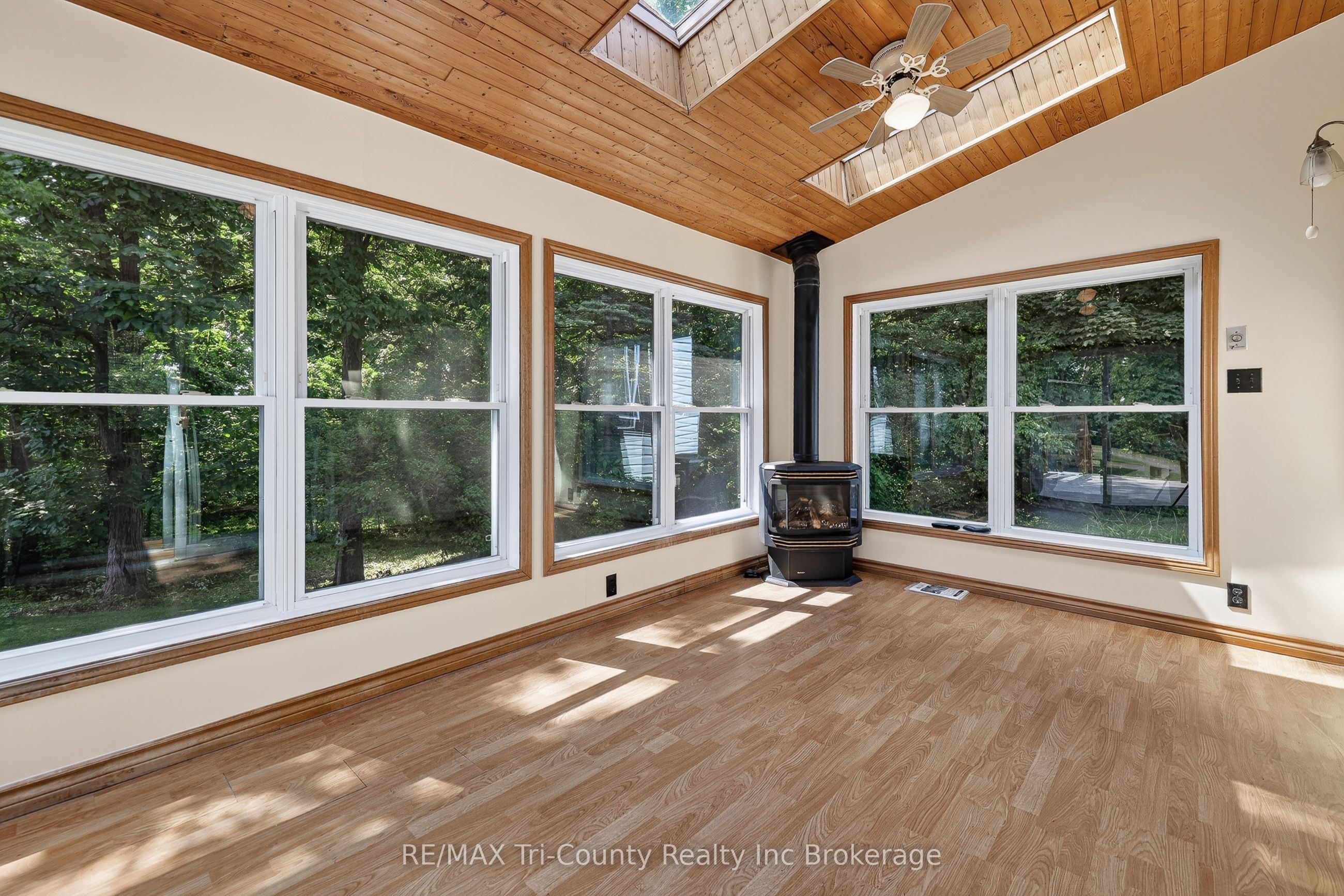 54427 Talbot Line Property Photo 14