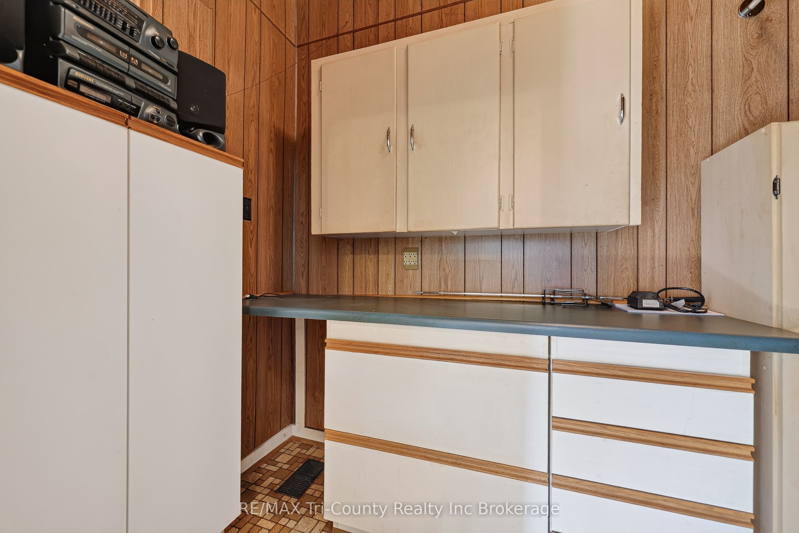 54427 Talbot Line Property Photo 16