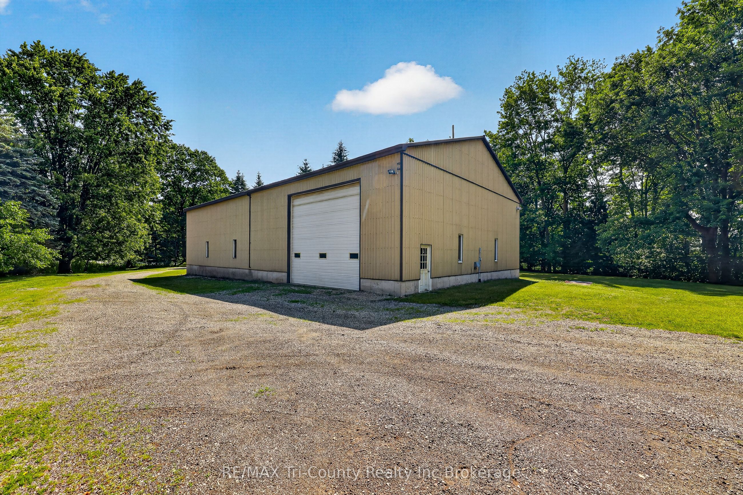 54427 Talbot Line Property Photo 32