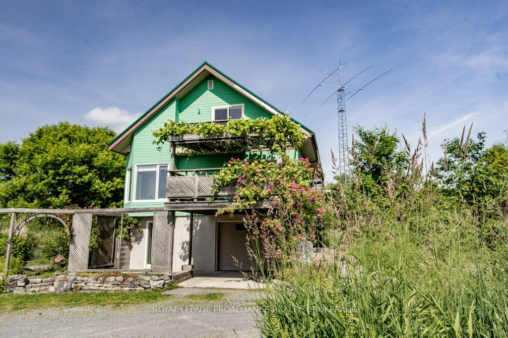 1558 Highway 96 Property Photo 1