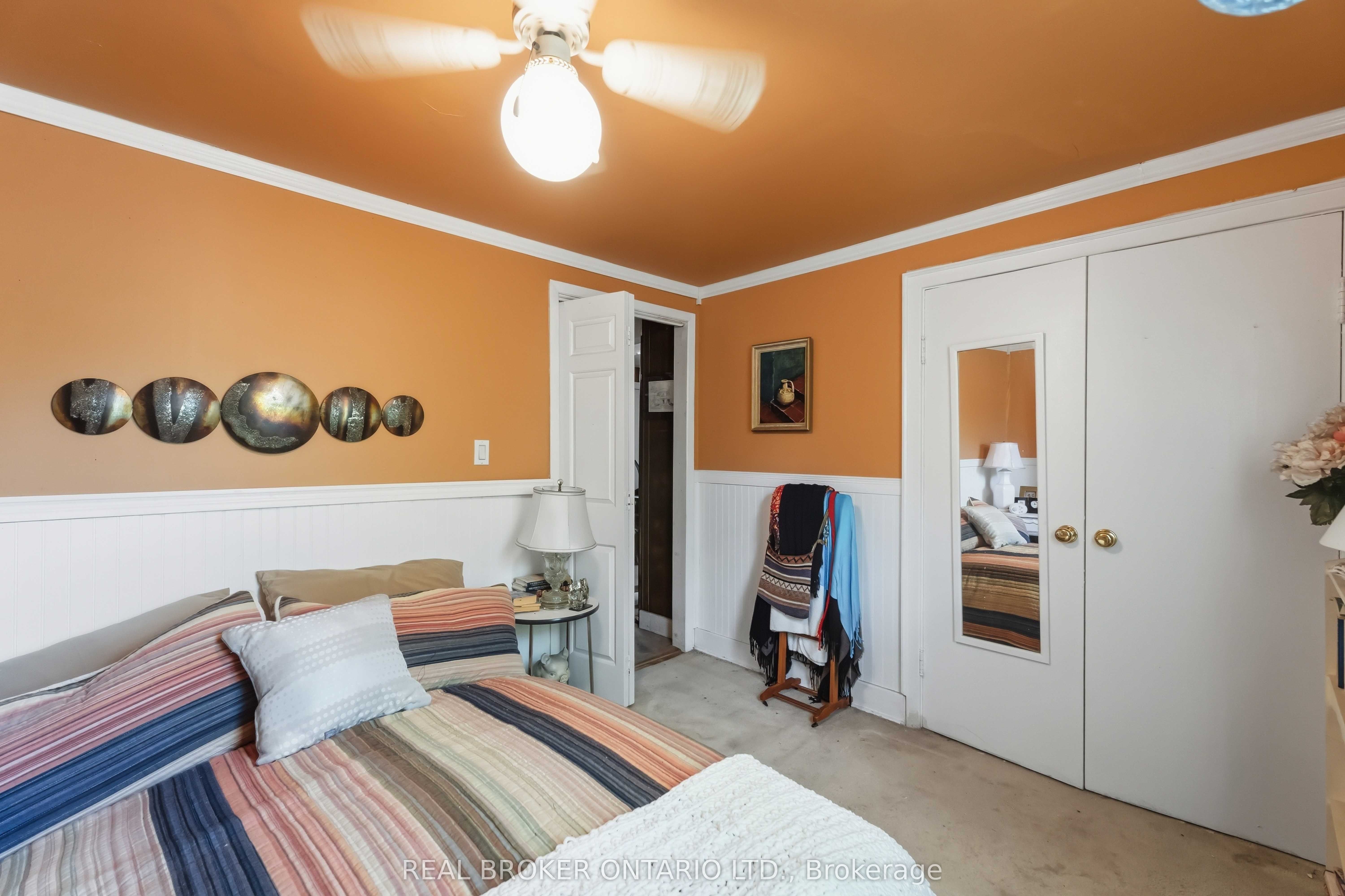 42 Price Avenue Property Photo 33