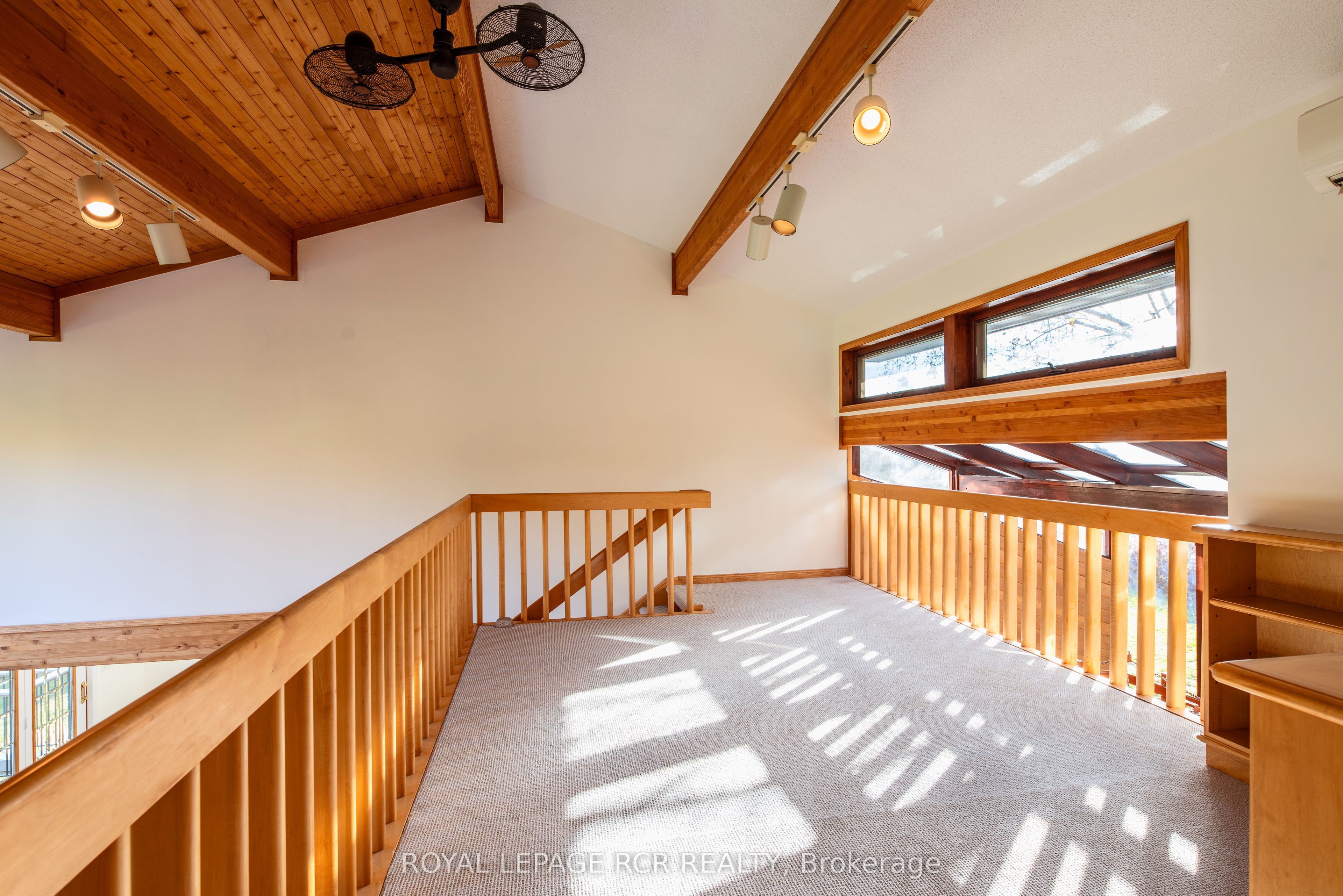 674189 Hurontario Street Property Photo 14