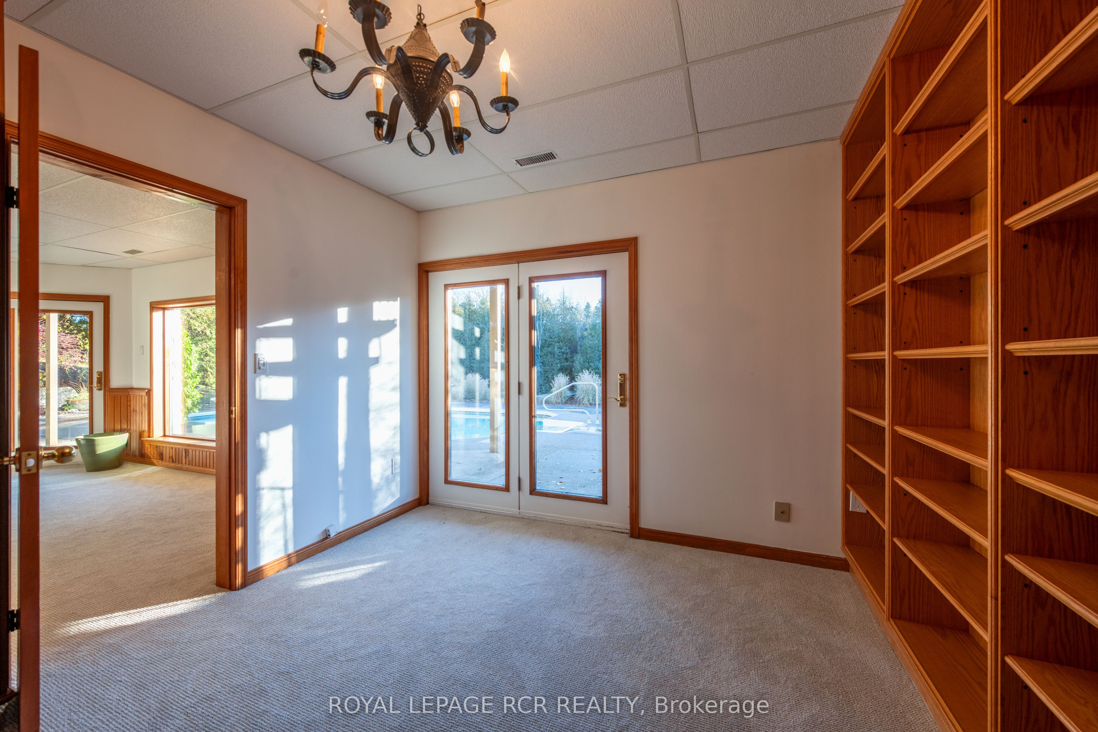 674189 Hurontario Street Property Photo 25