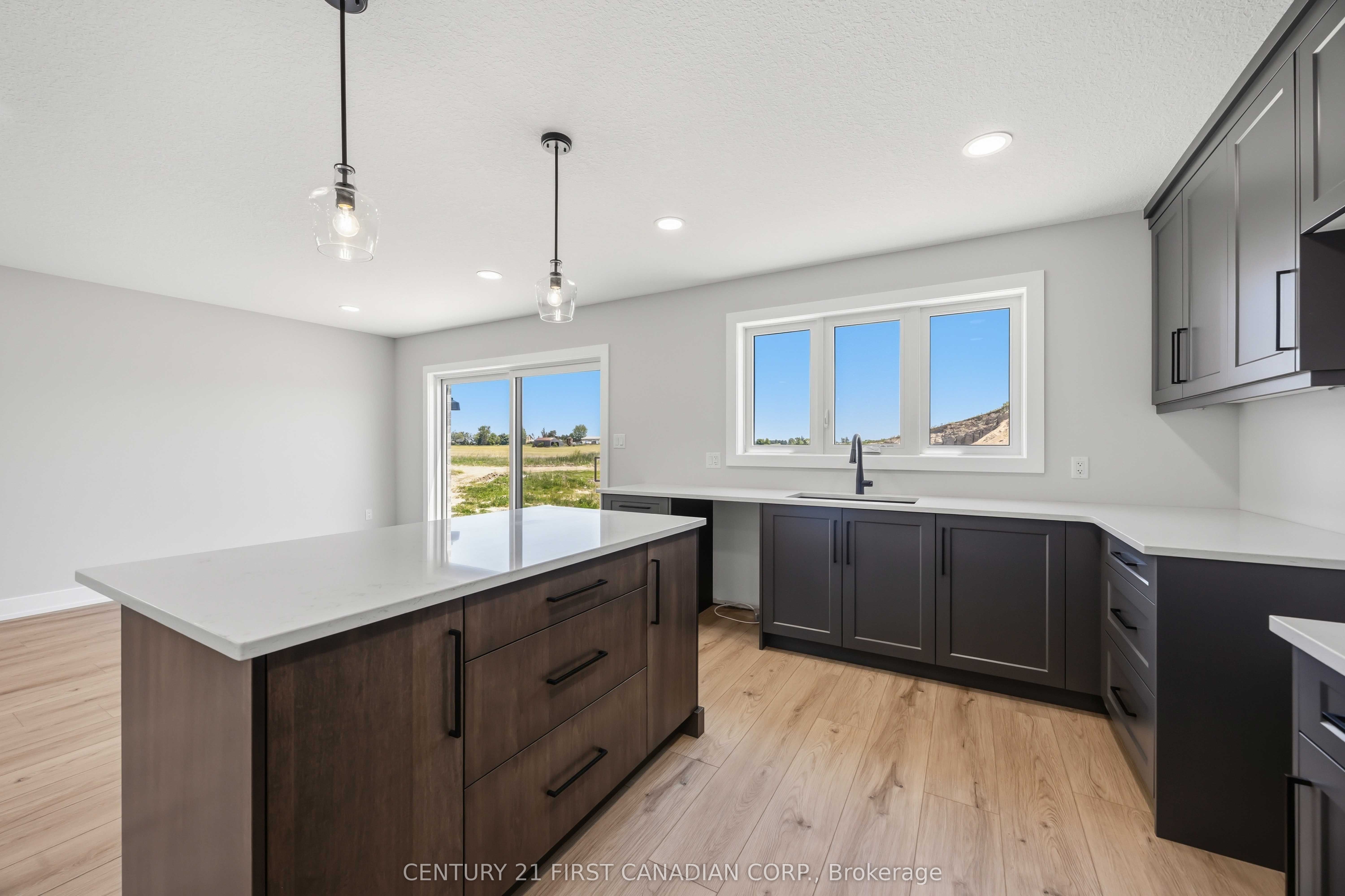 638 Ketter Way Property Photo 11