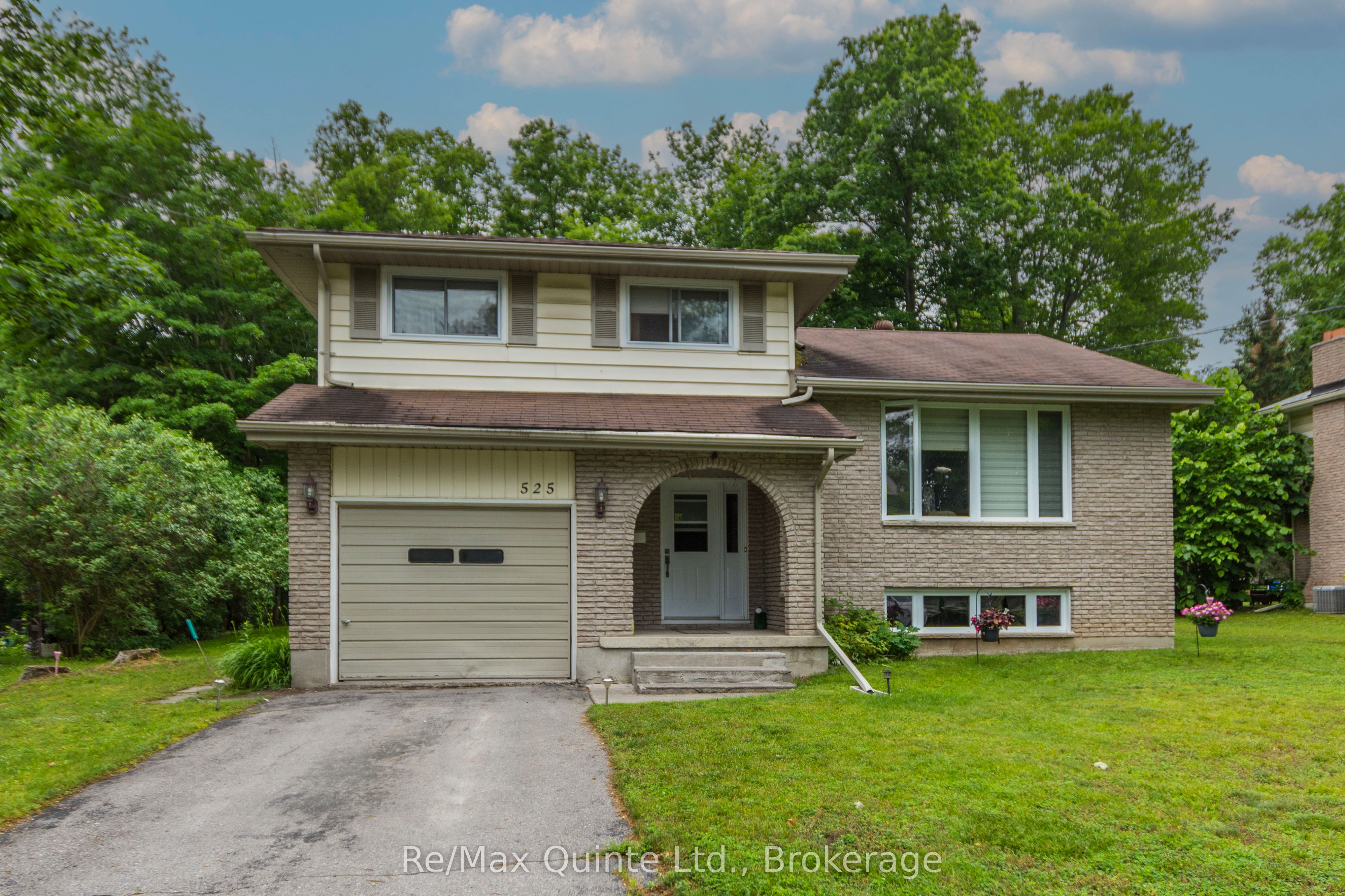 525 Whites Road Property Photo 1
