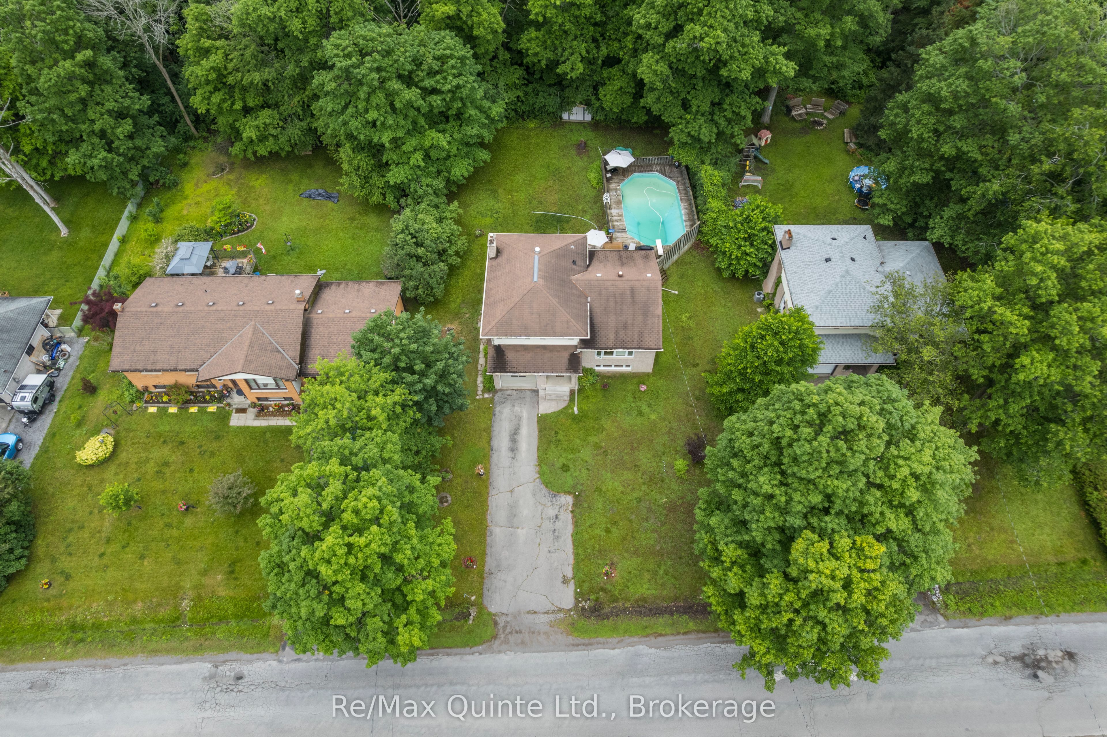 525 Whites Road Property Photo 5