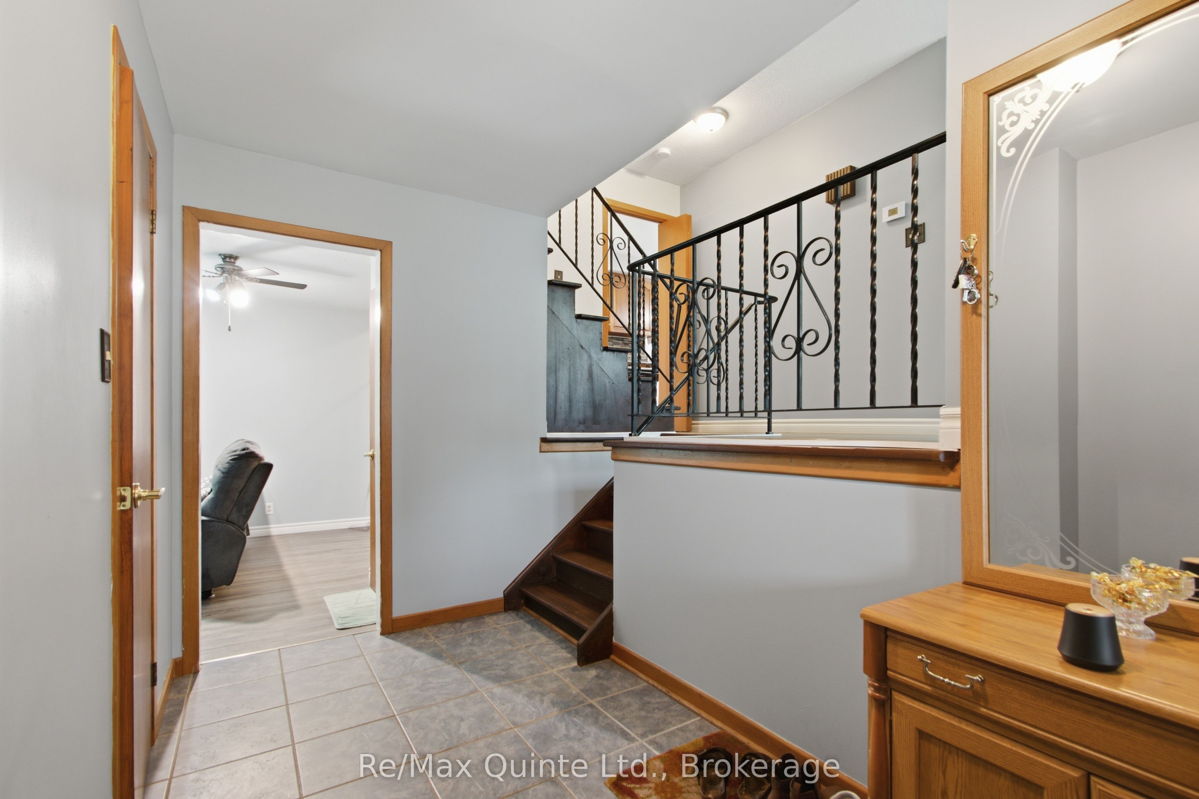 525 Whites Road Property Photo 7