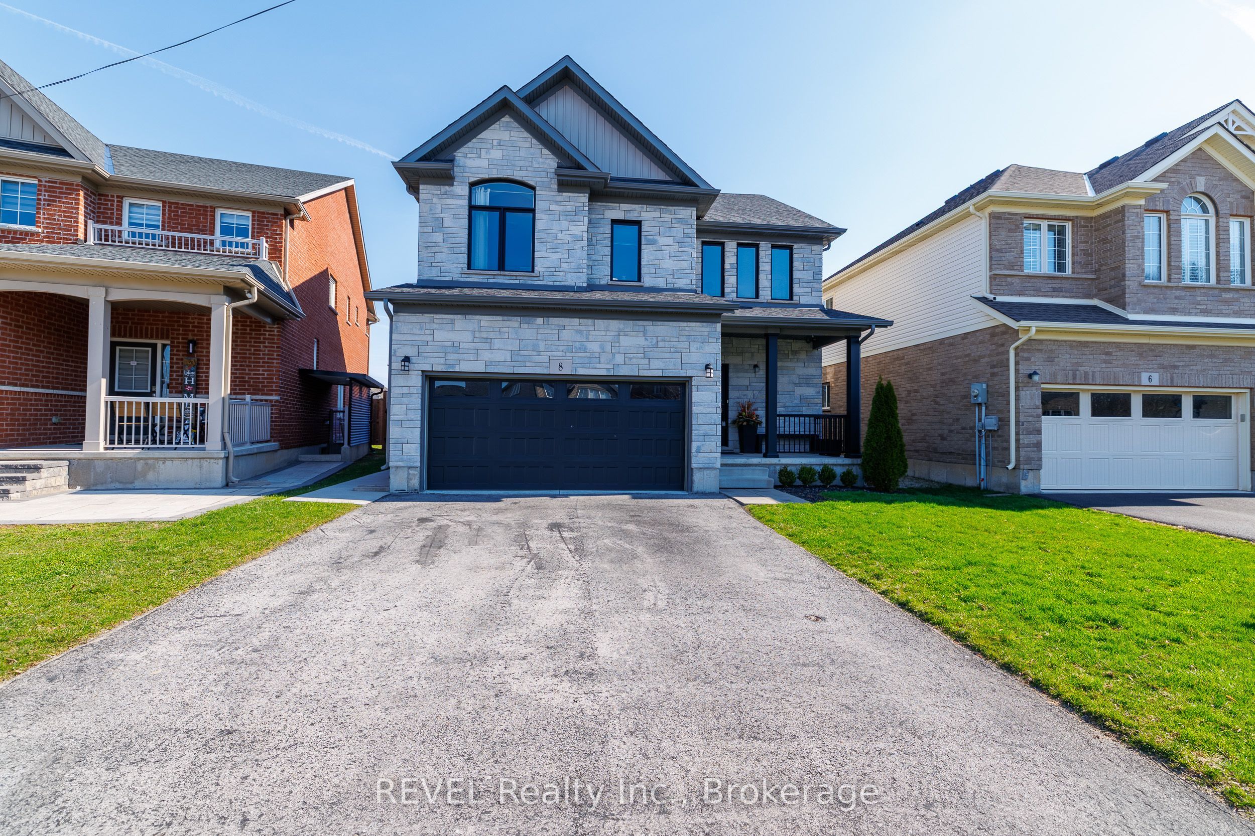 8 Elderberry Road Property Photo 2