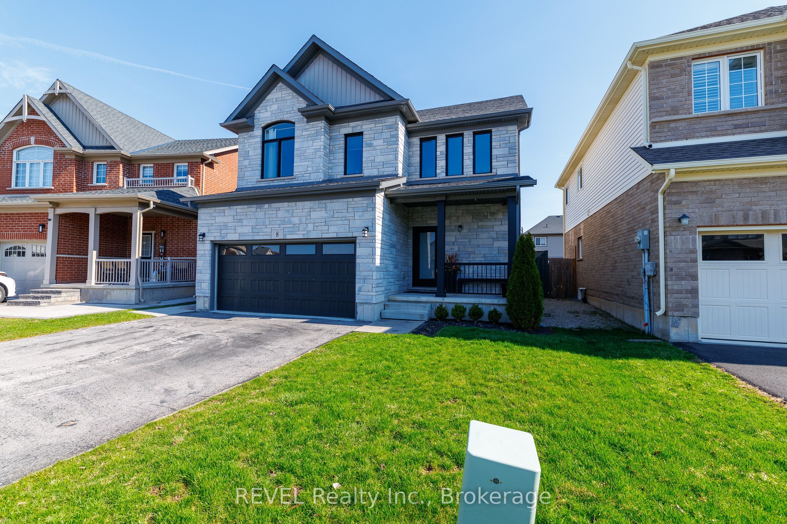 8 Elderberry Road Property Photo 11