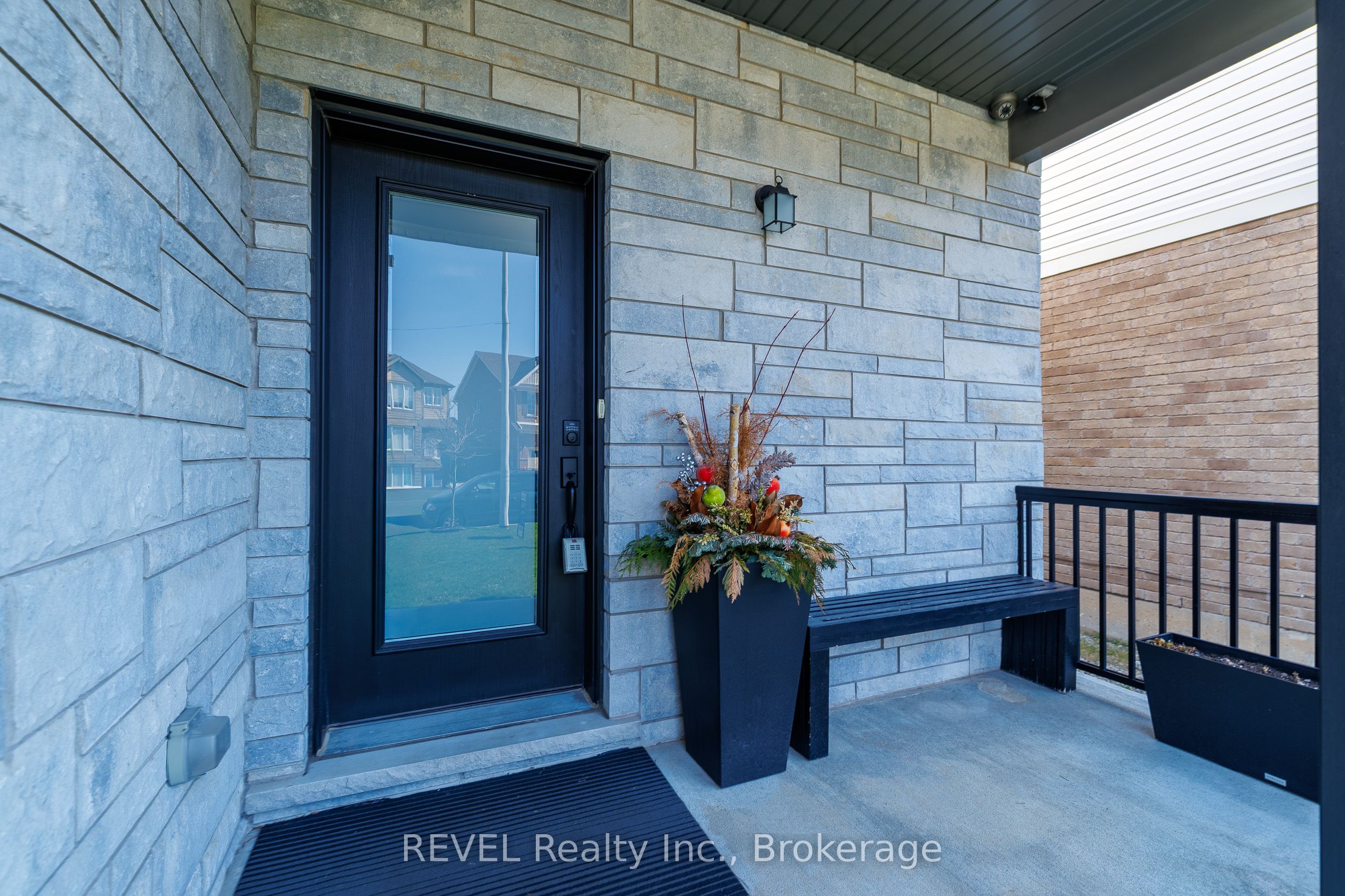 8 Elderberry Road Property Photo 12