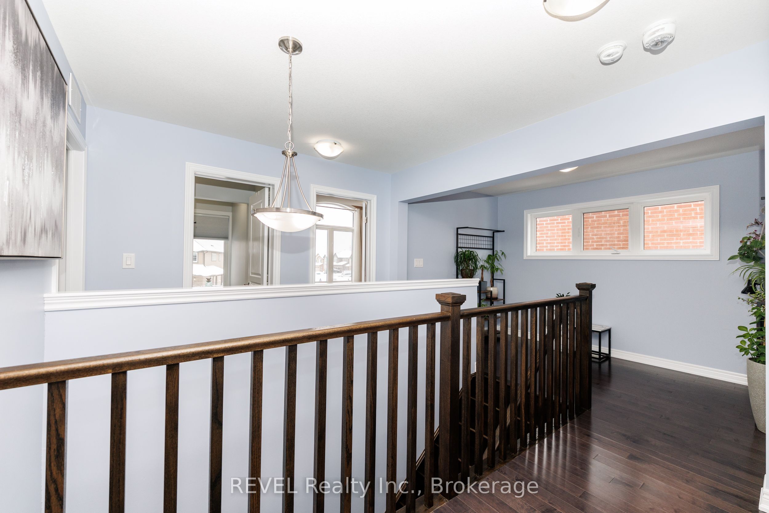 8 Elderberry Road Property Photo 31