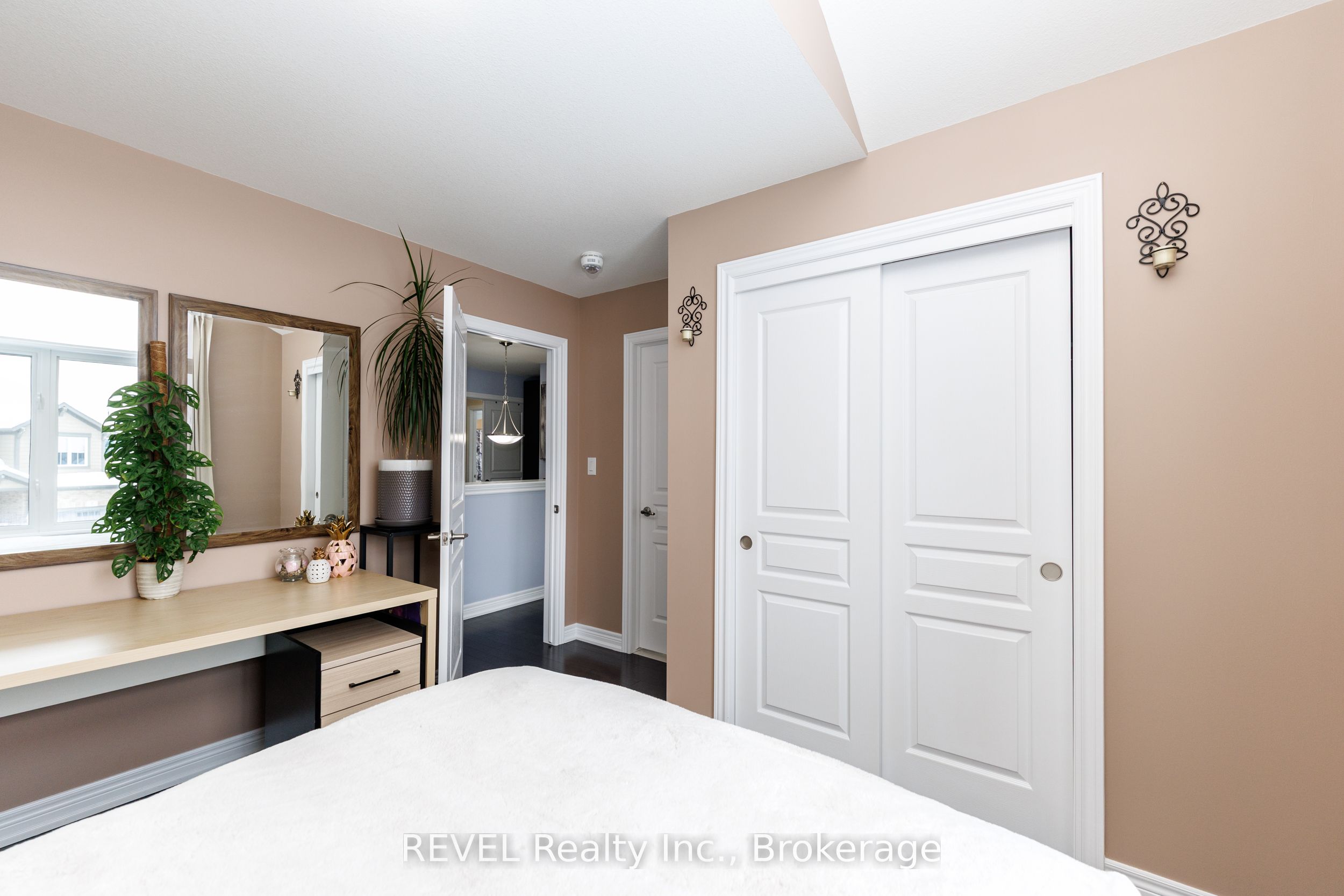 8 Elderberry Road Property Photo 41