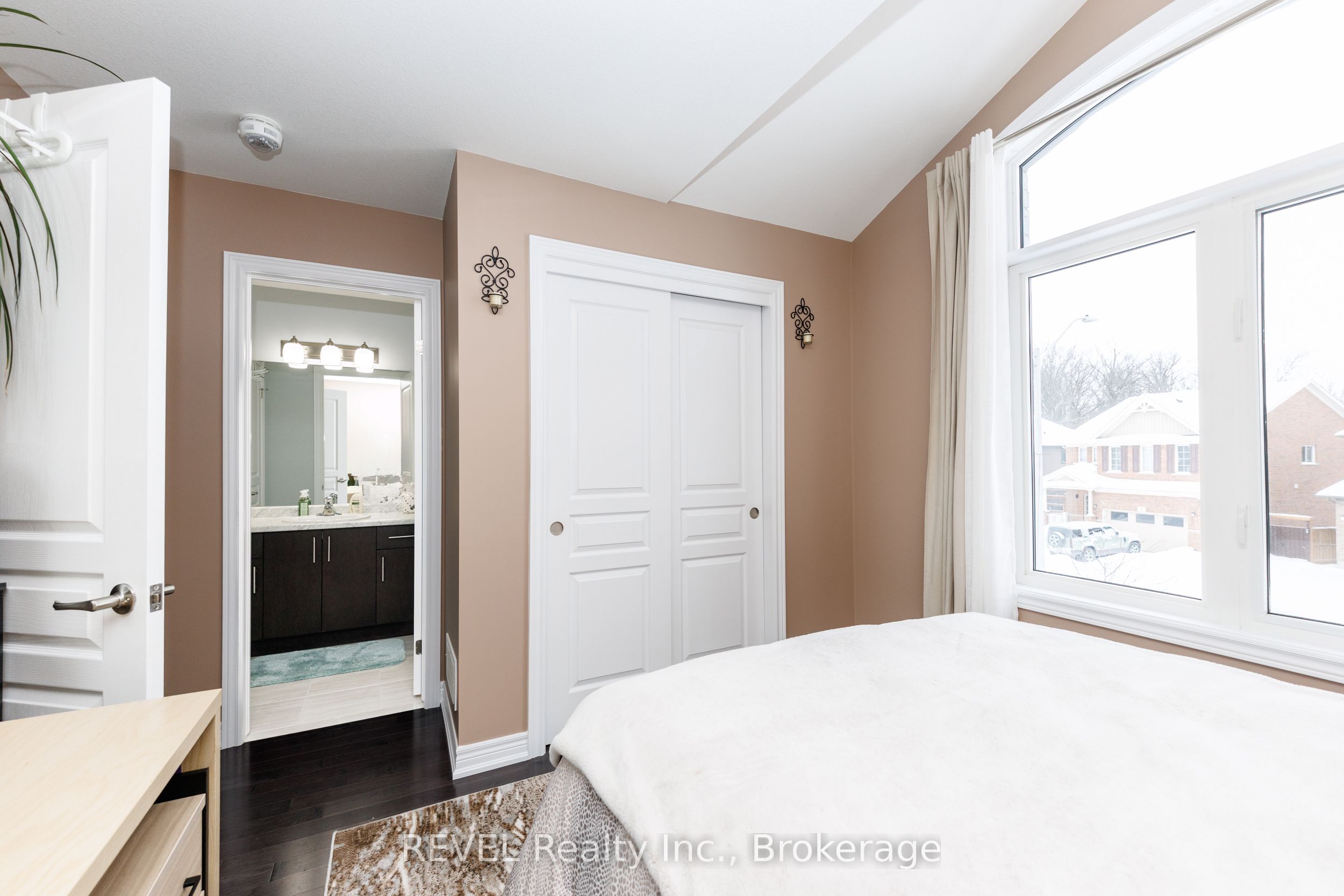 8 Elderberry Road Property Photo 42