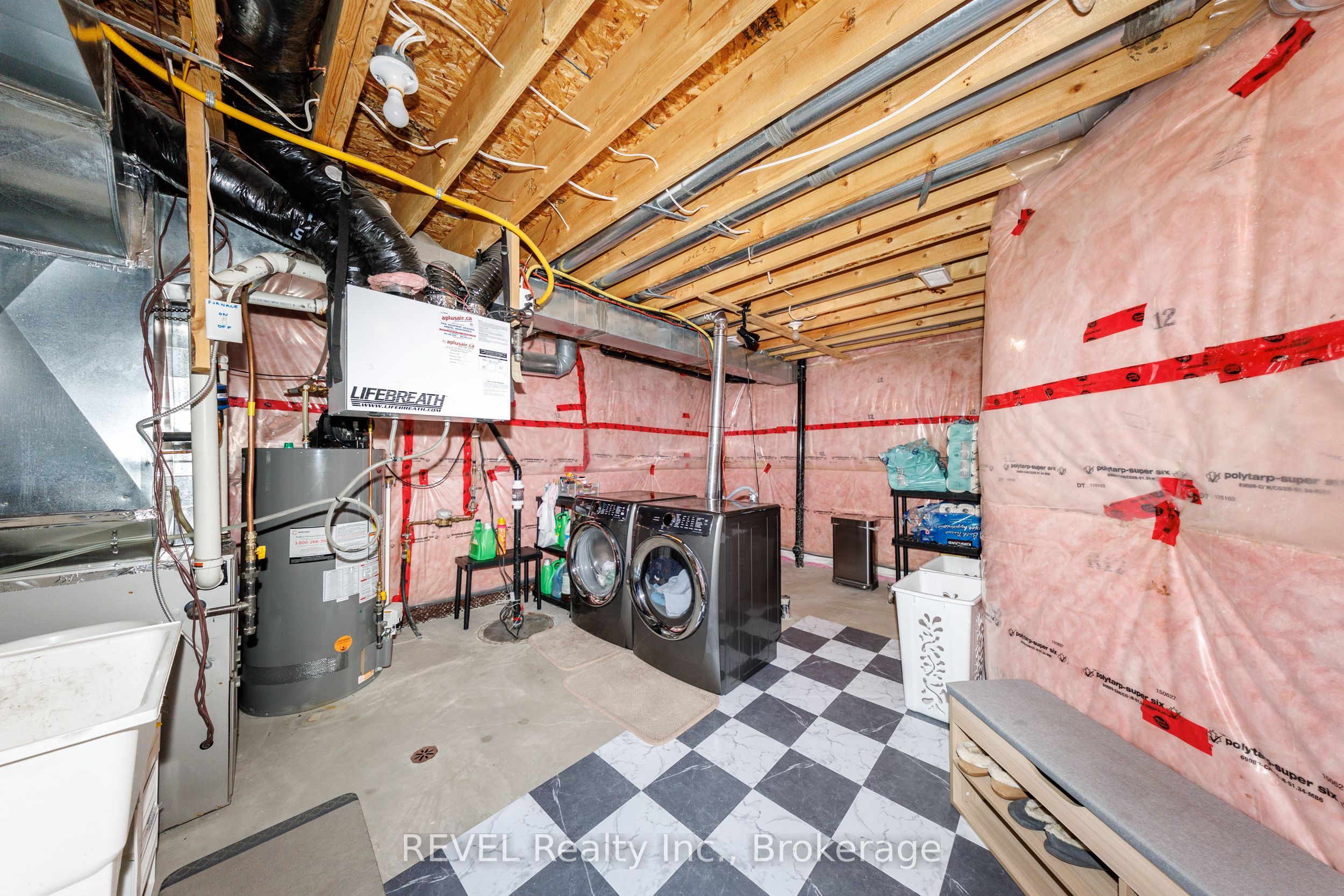8 Elderberry Road Property Photo 48