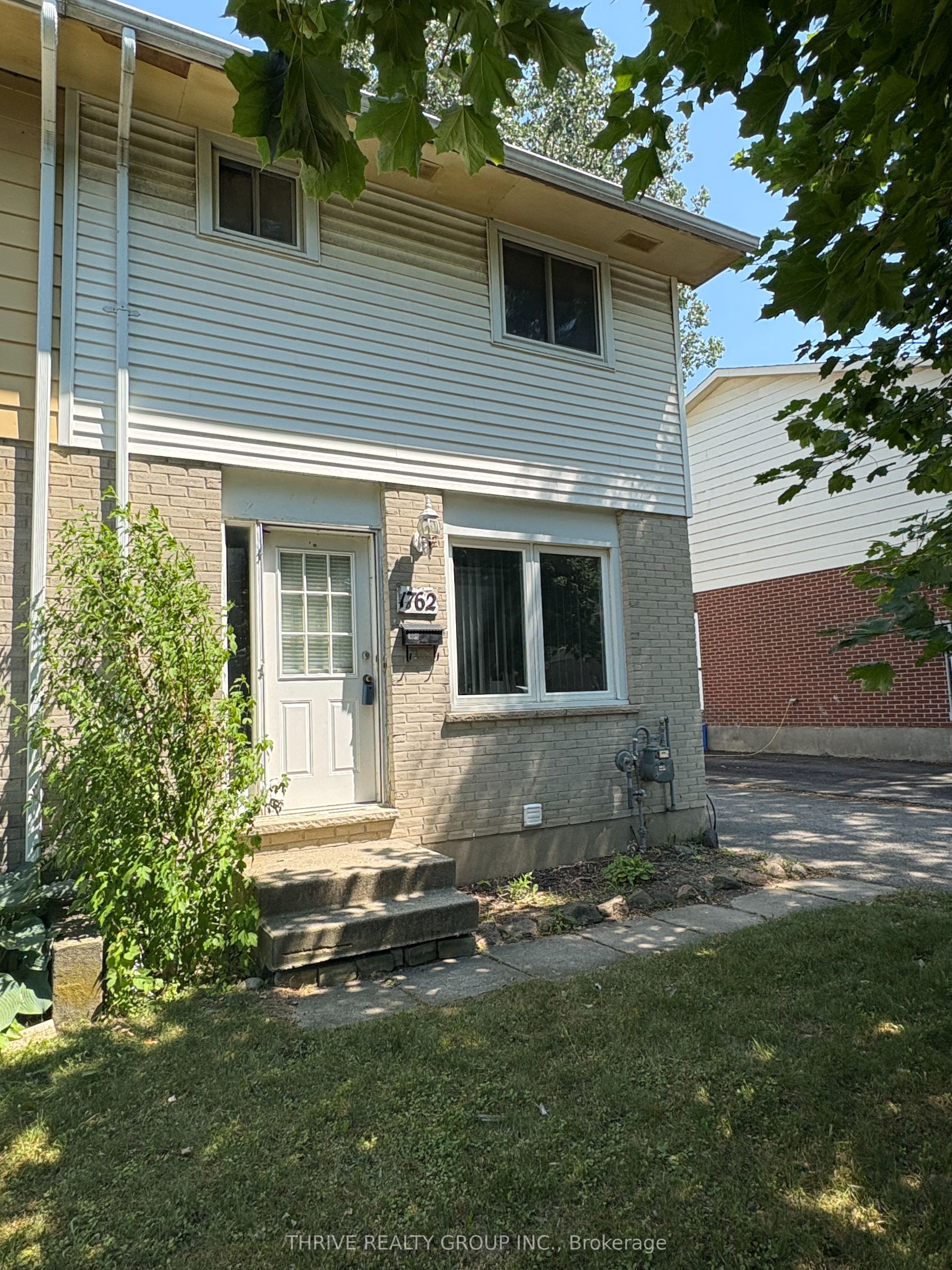 1762 Aldersbrook Road