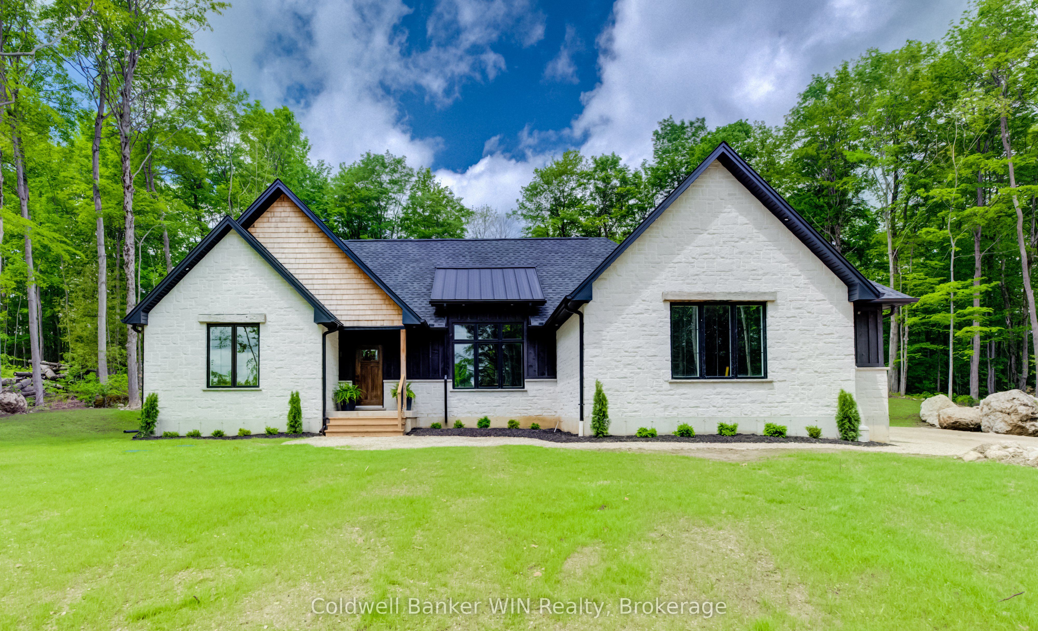 263063 Wilder Lake Road Property Photo 1
