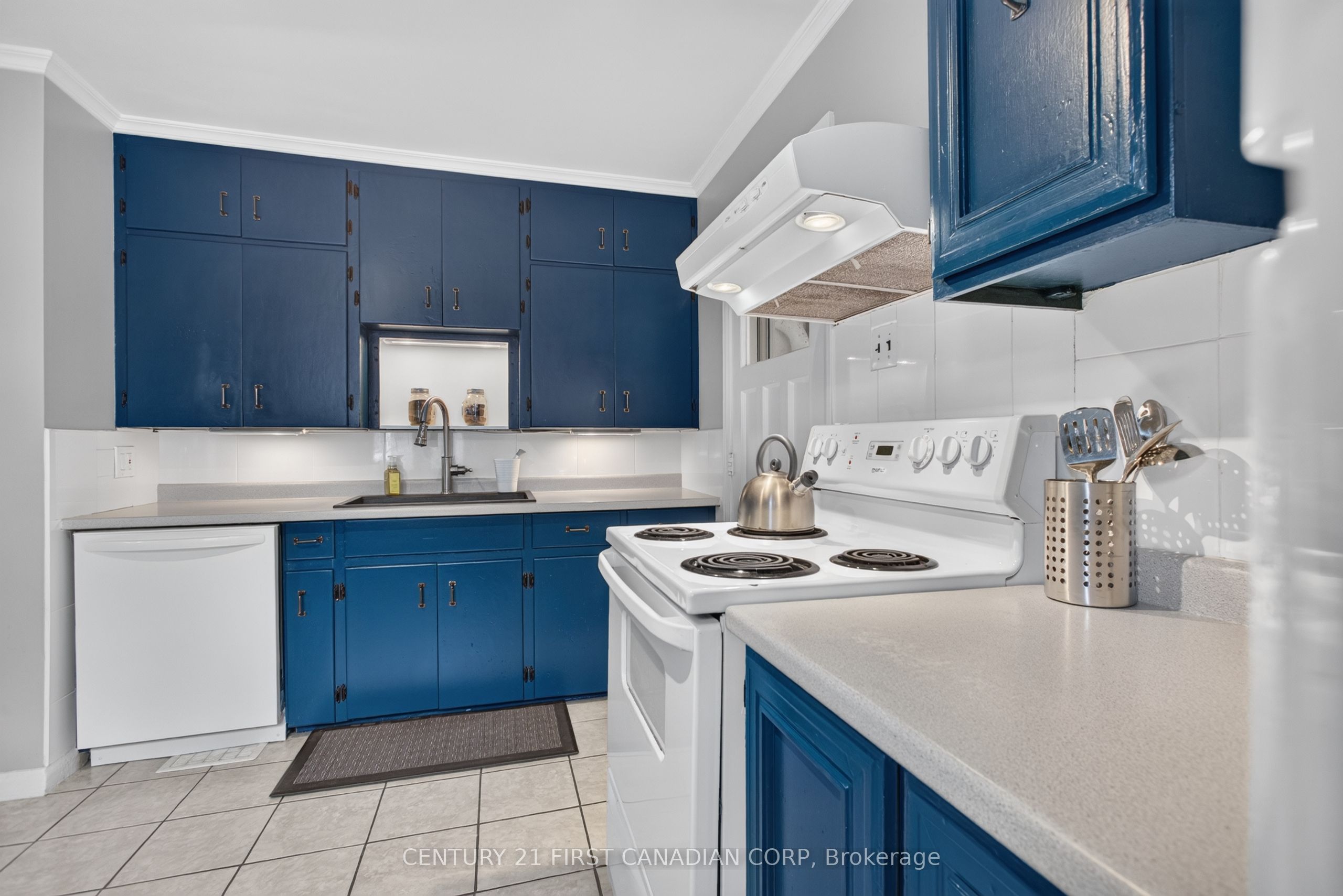218 Vancouver Street Property Photo 33