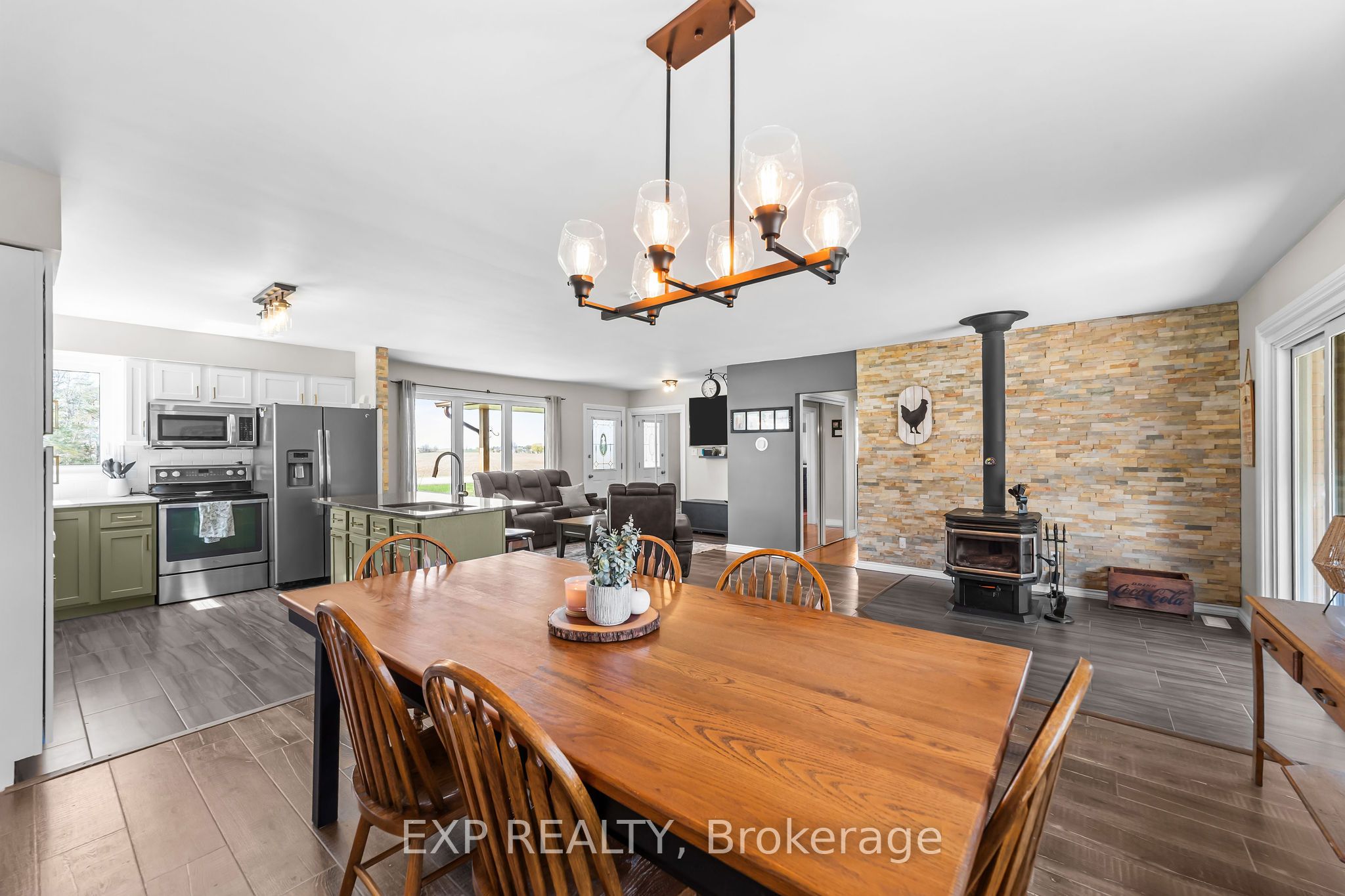 9221 Hickory Drive Property Photo 11