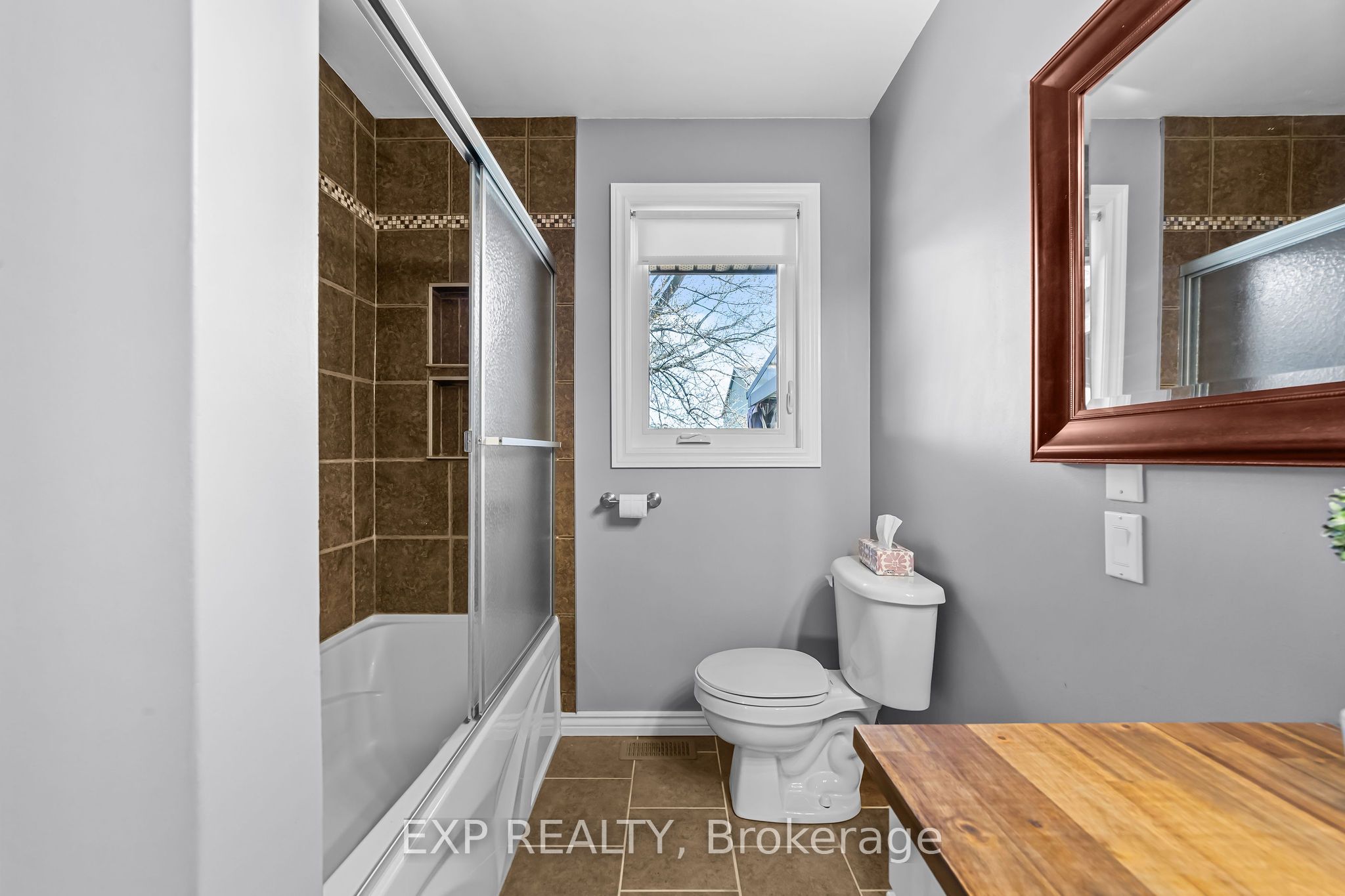 9221 Hickory Drive Property Photo 22