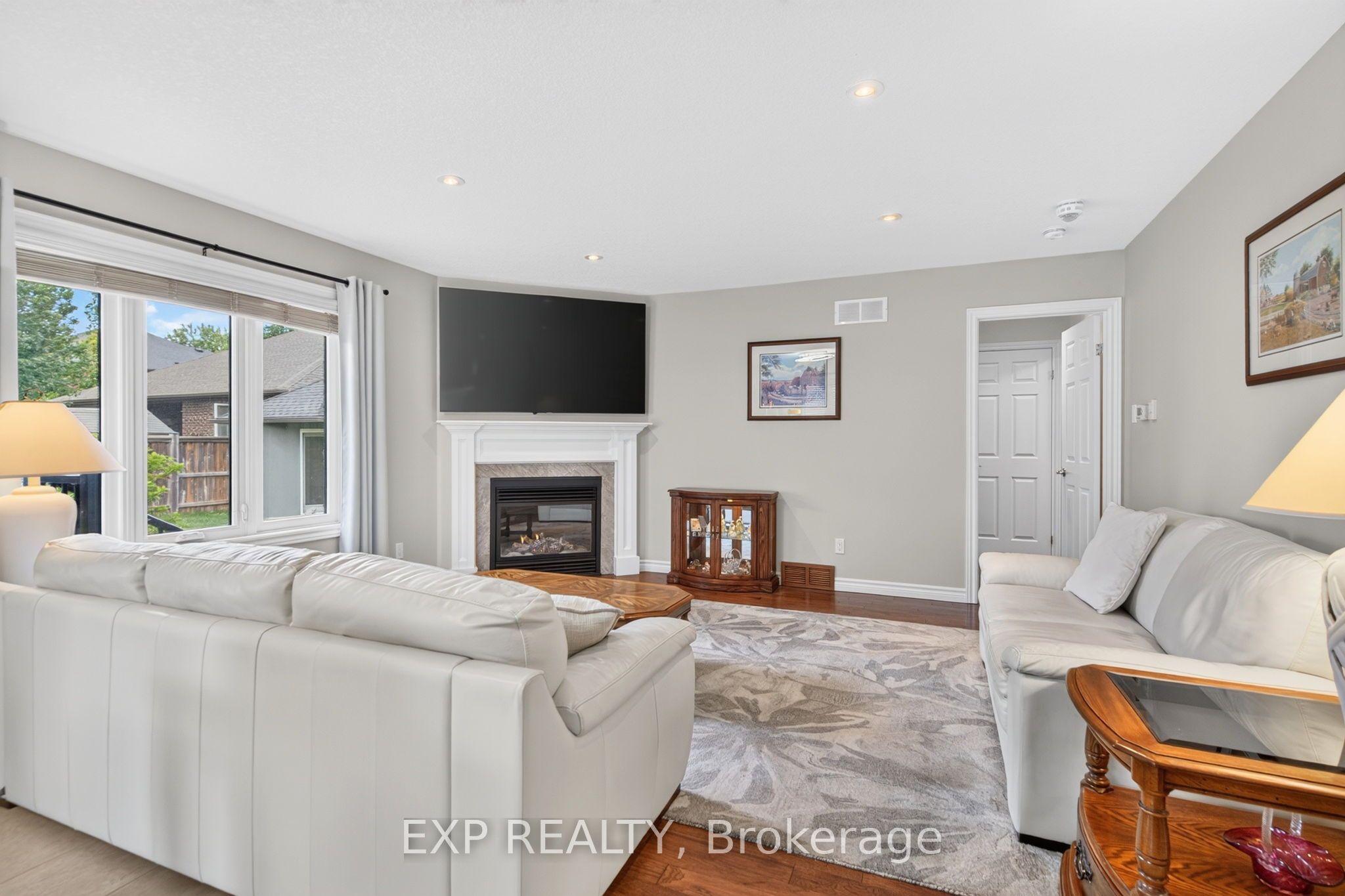 6 Caverhill Crescent Property Photo 12
