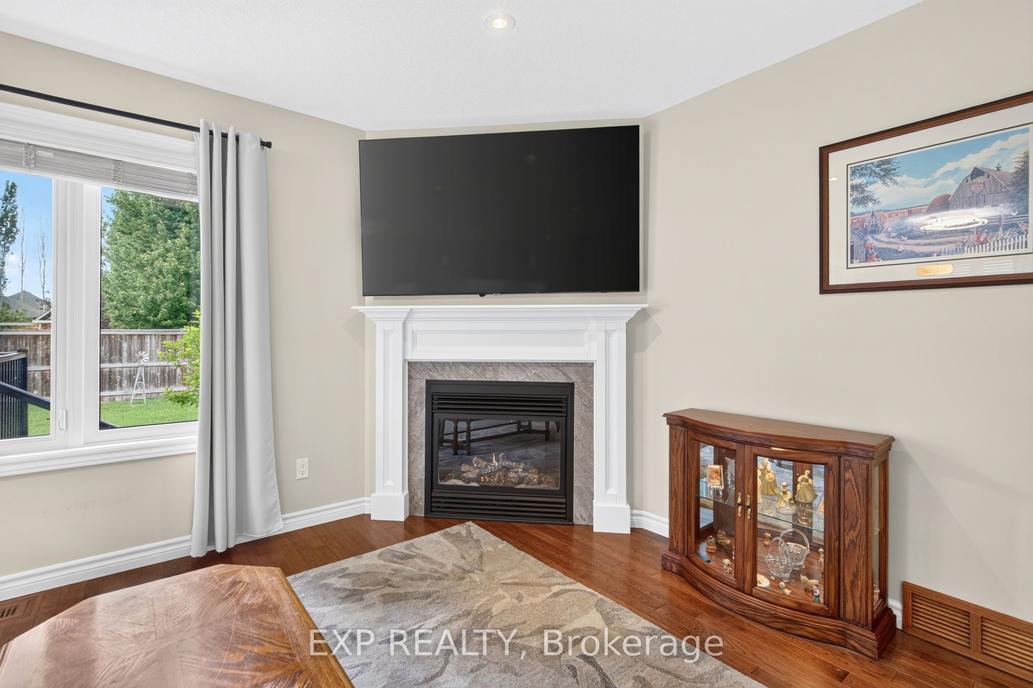 6 Caverhill Crescent Property Photo 14