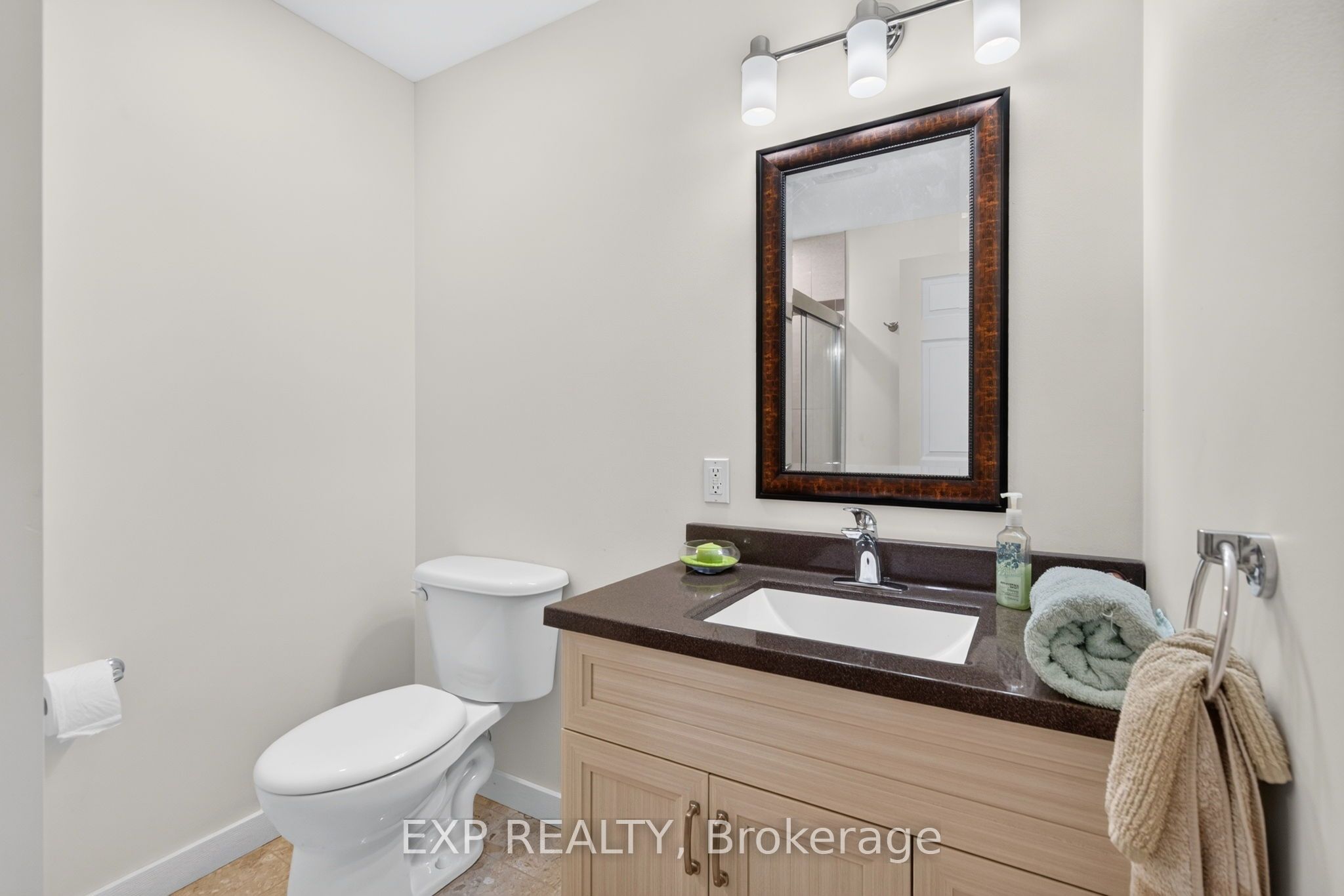 6 Caverhill Crescent Property Photo 24