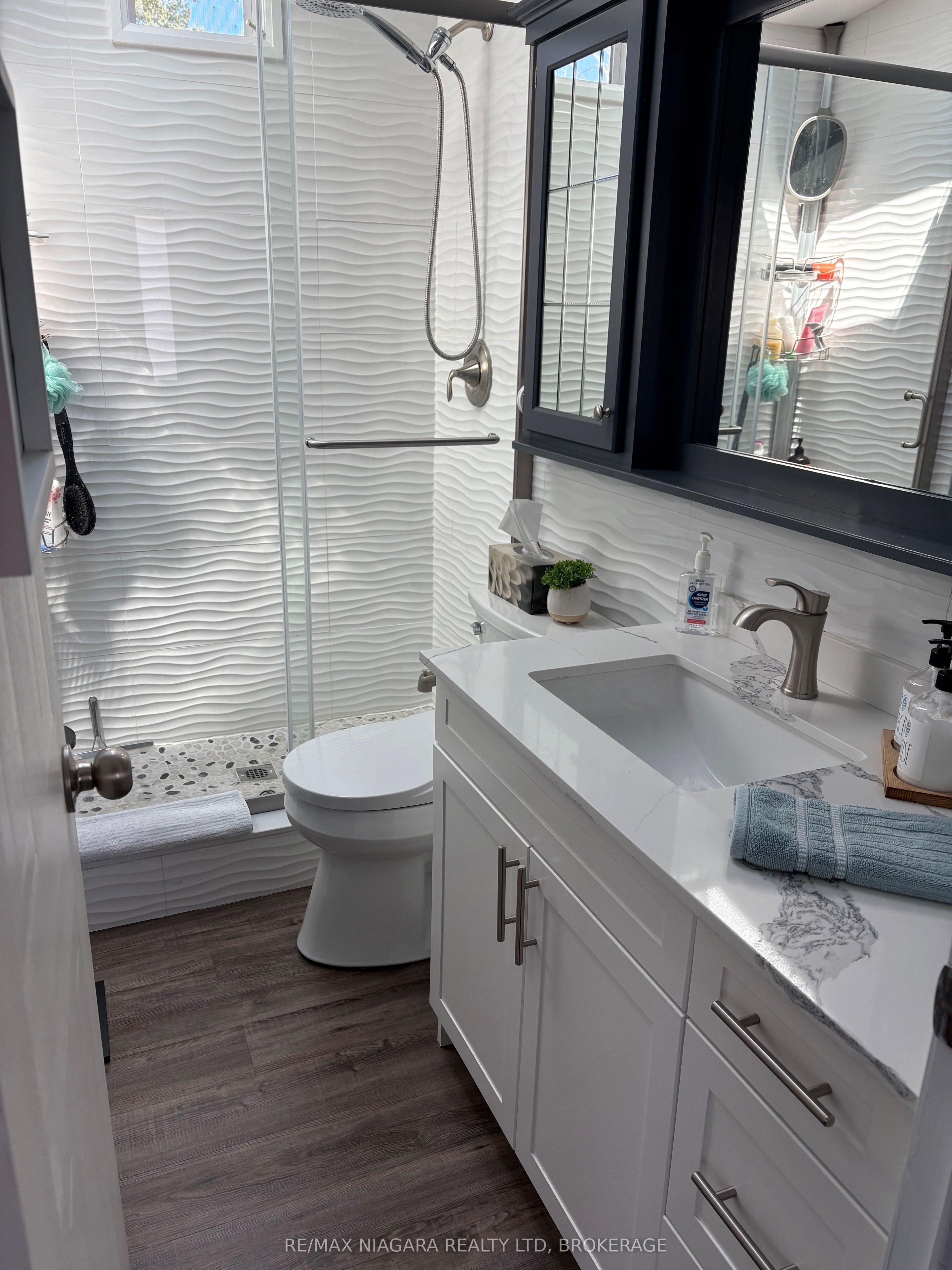 5 Wyldewood Property Photo 14