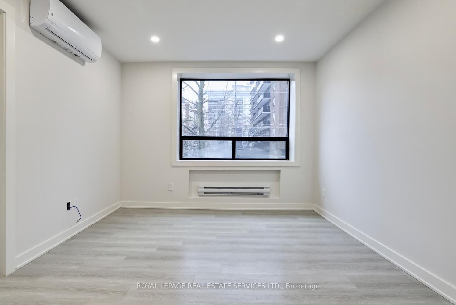 20 Duke Street 21 Property Photo 37