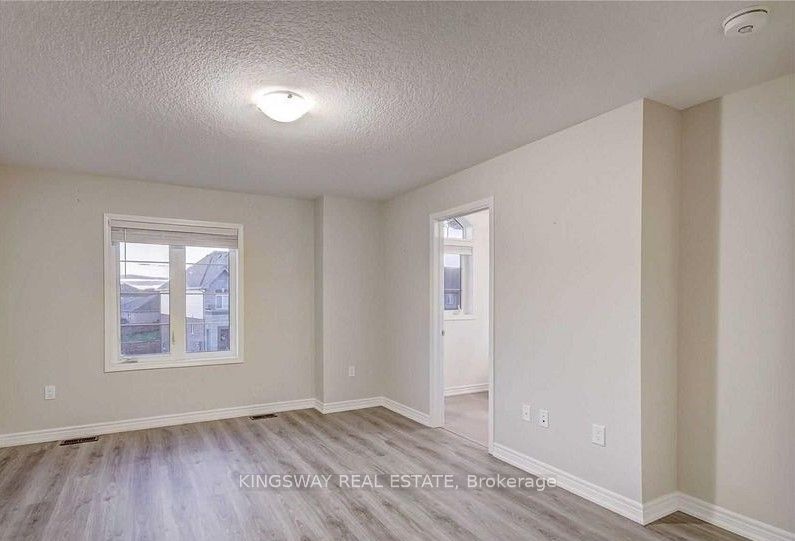 16 Bradbury Road Property Photo 5