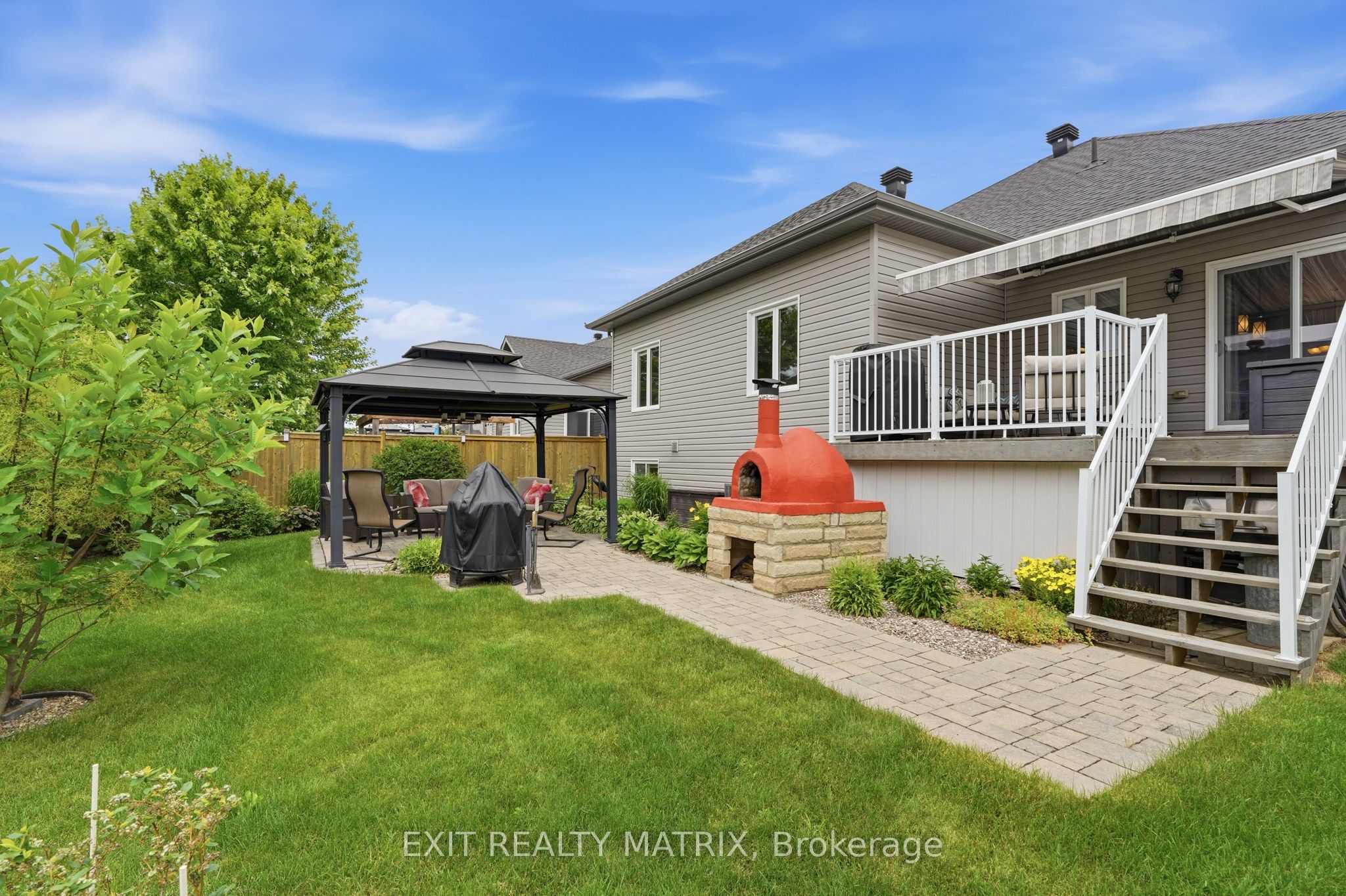 309 Colmar Street Property Photo 33