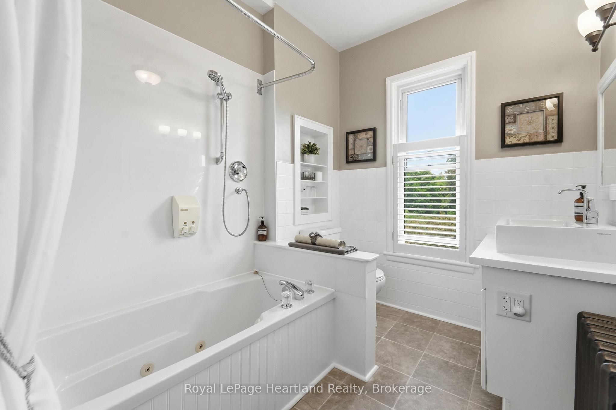 72 Colborne Street Property Photo 29