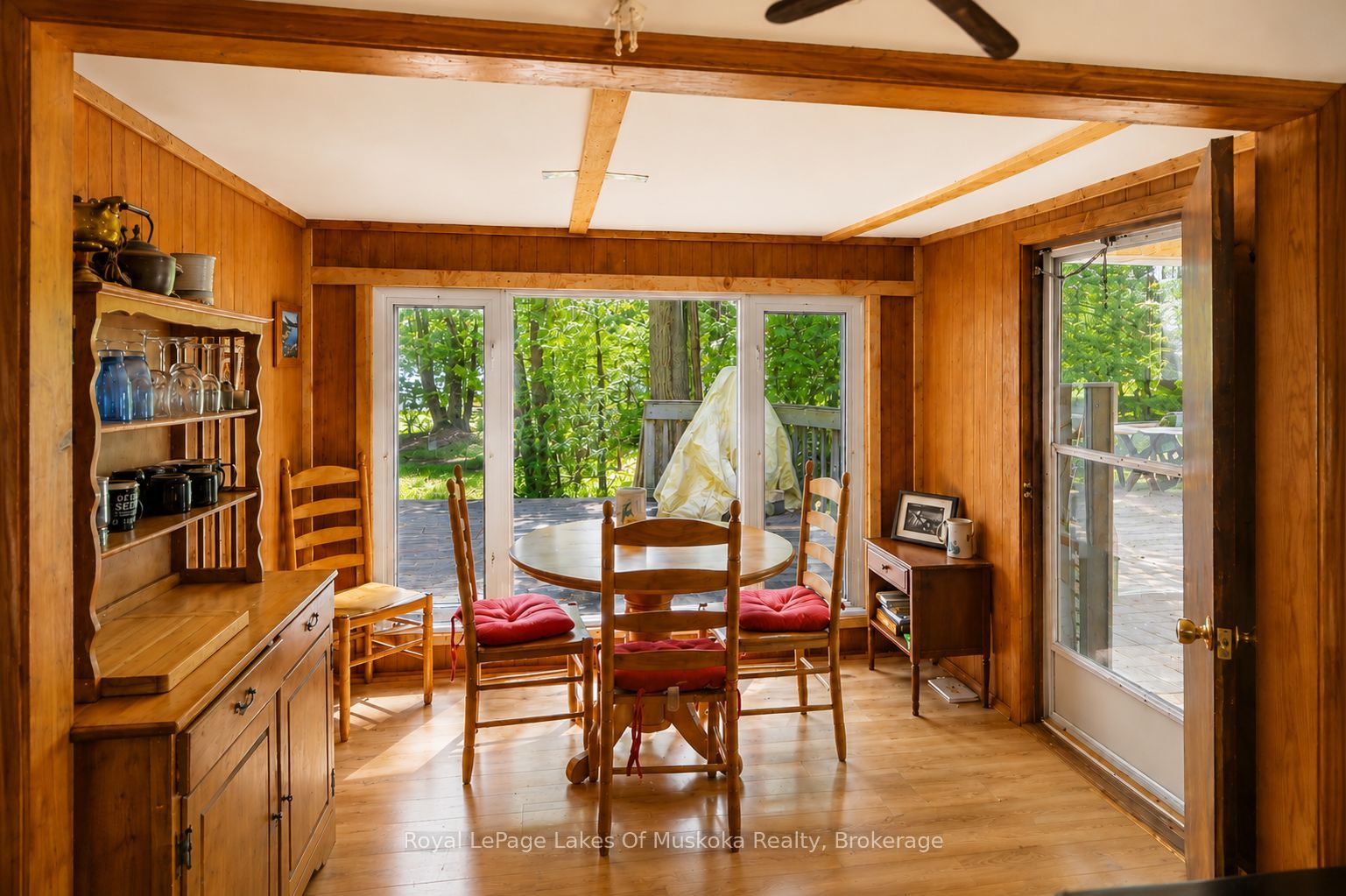 1036 Porcupine Point Property Photo 4