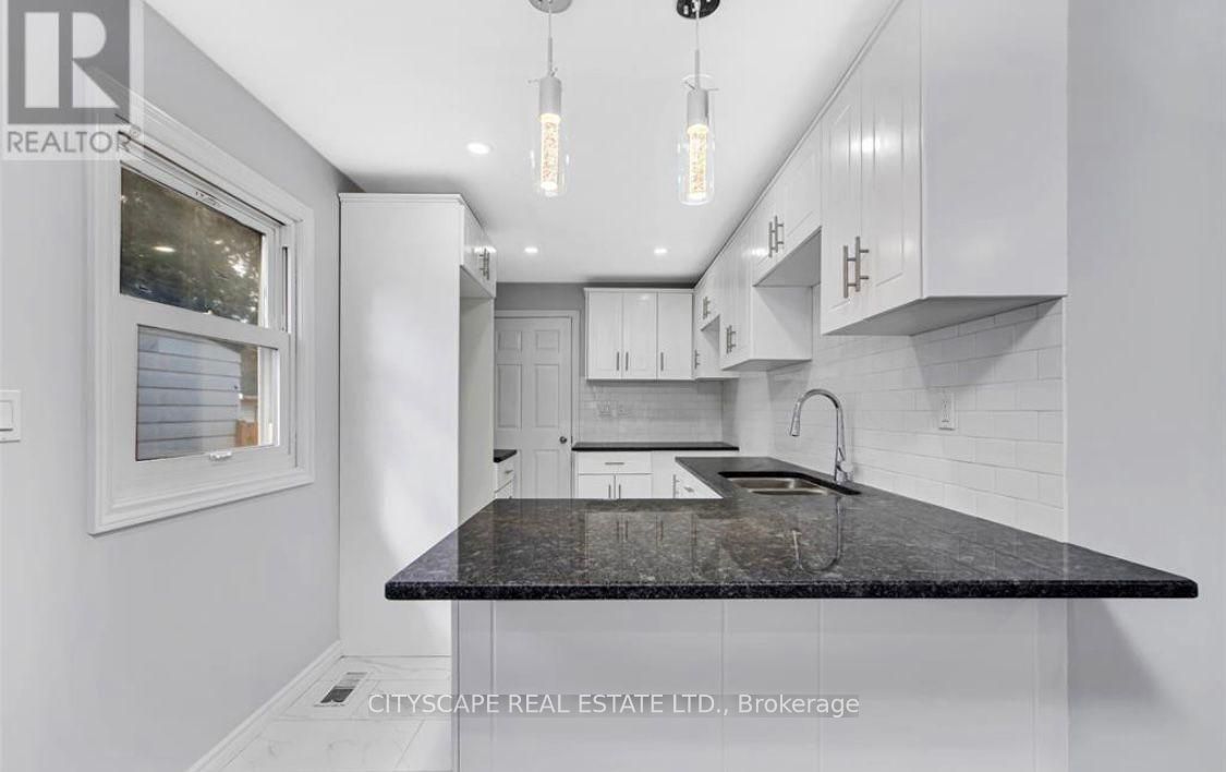 1434 Prince Road Property Photo 4