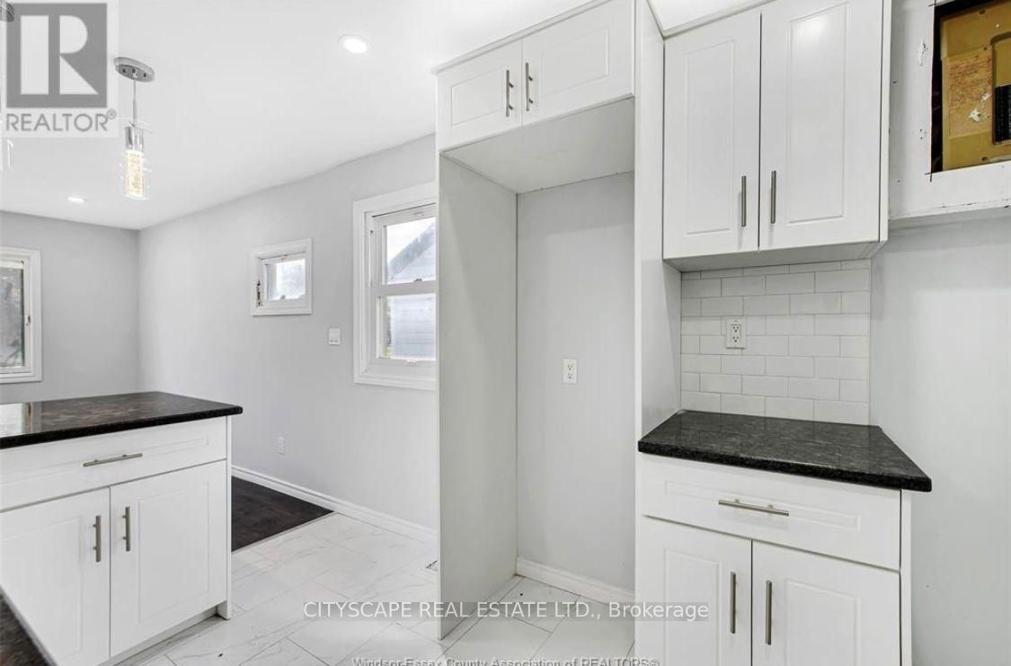 1434 Prince Road Property Photo 5