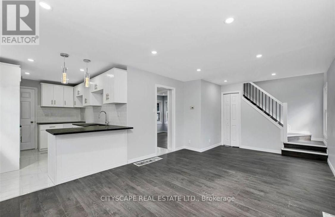 1434 Prince Road Property Photo 6