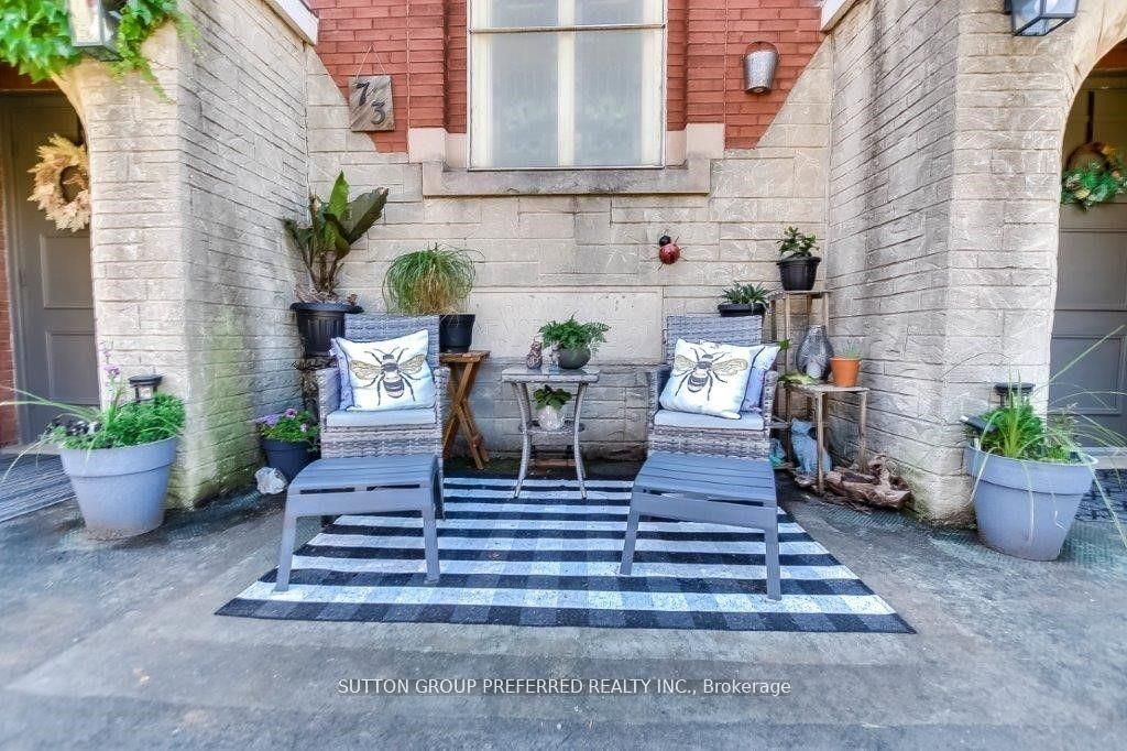73 Fifth Avenue Property Photo 6