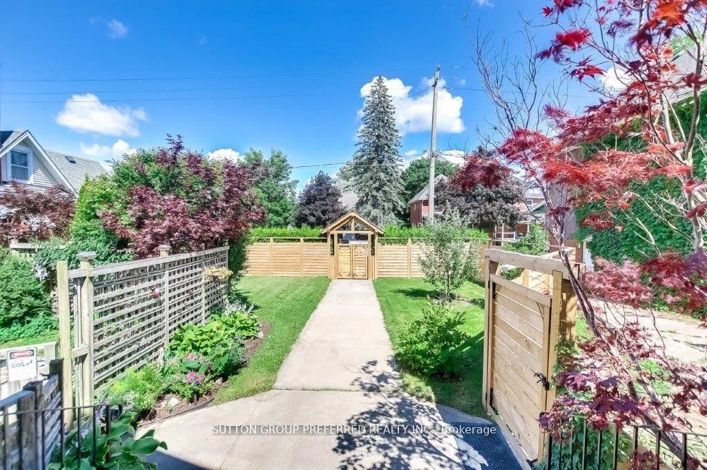 73 Fifth Avenue Property Photo 7