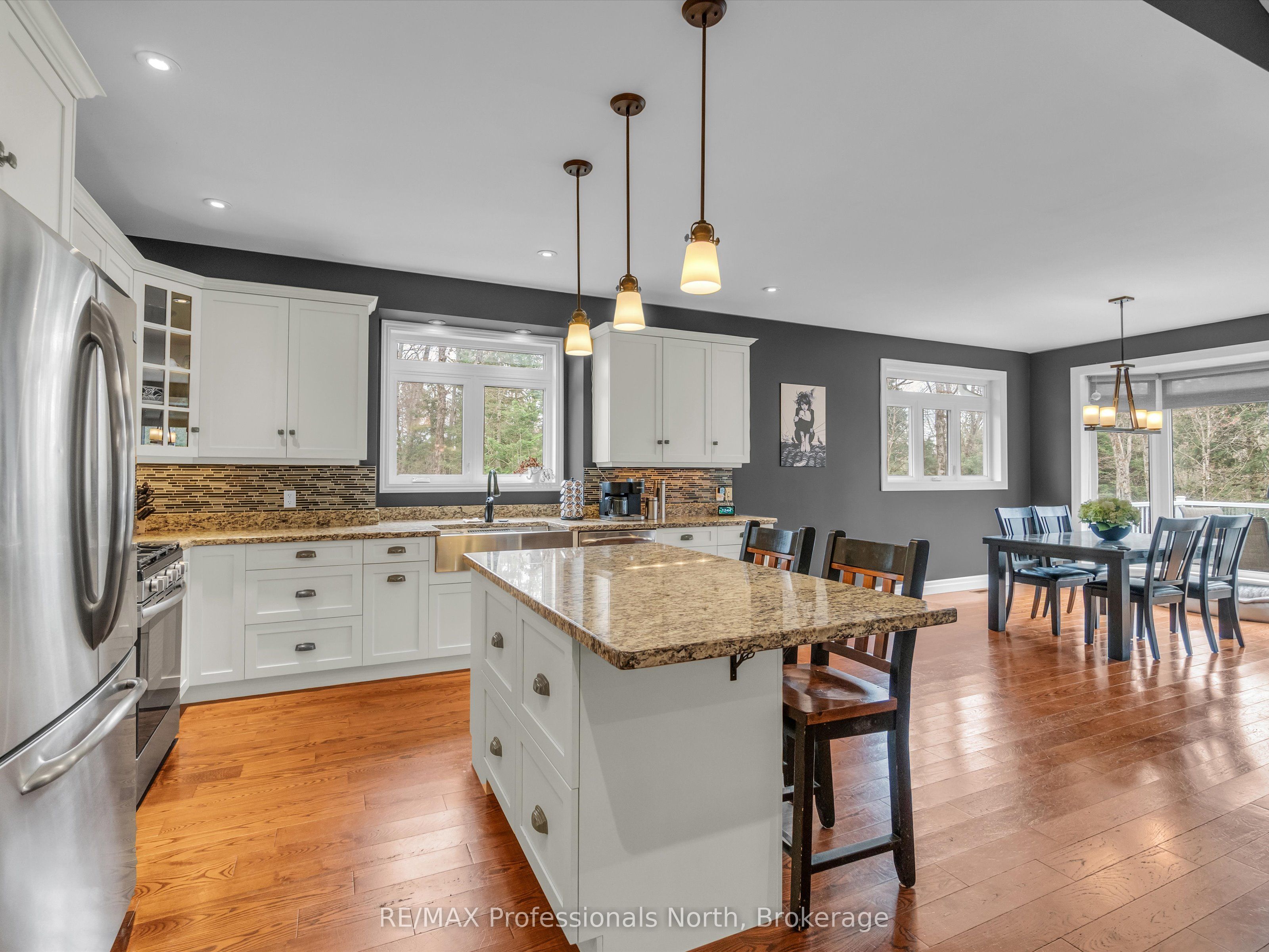 93 Mainhood's Road Property Photo 6