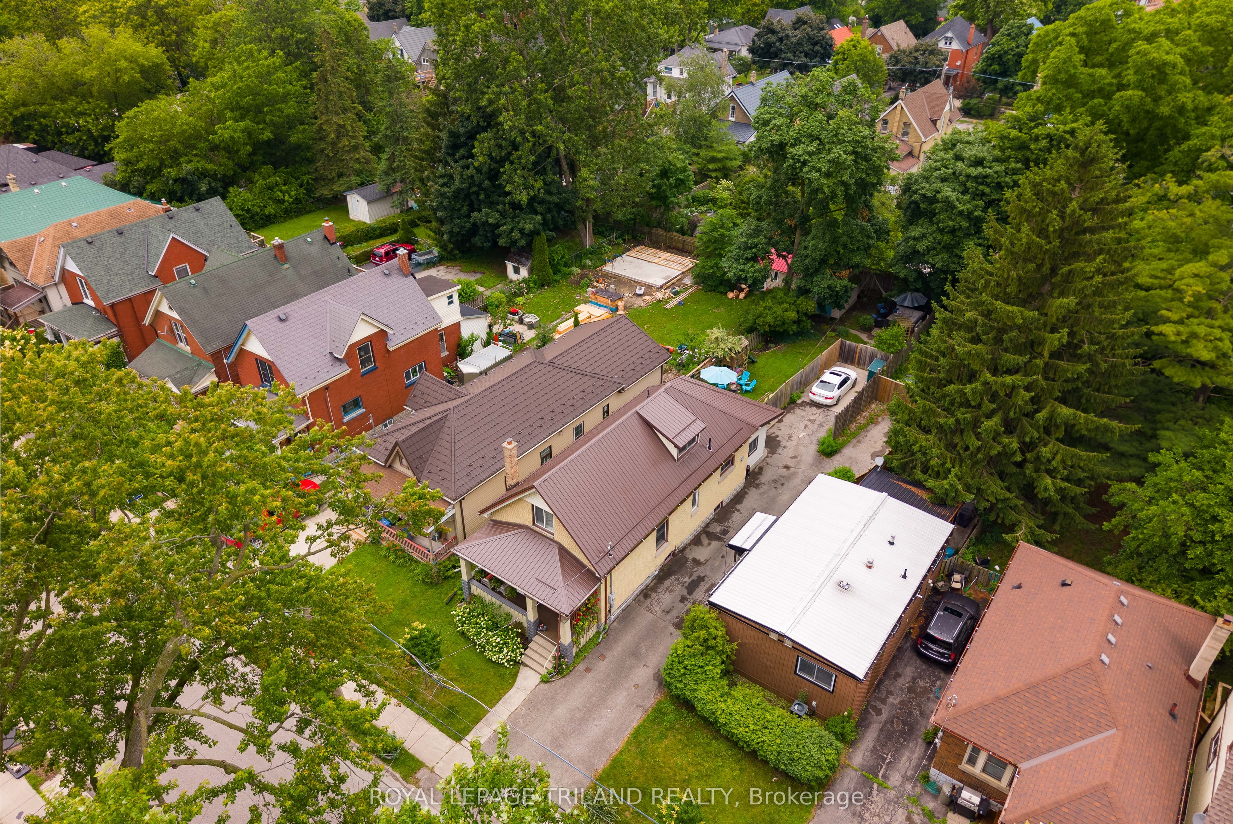 946 Dufferin Avenue Property Photo 34