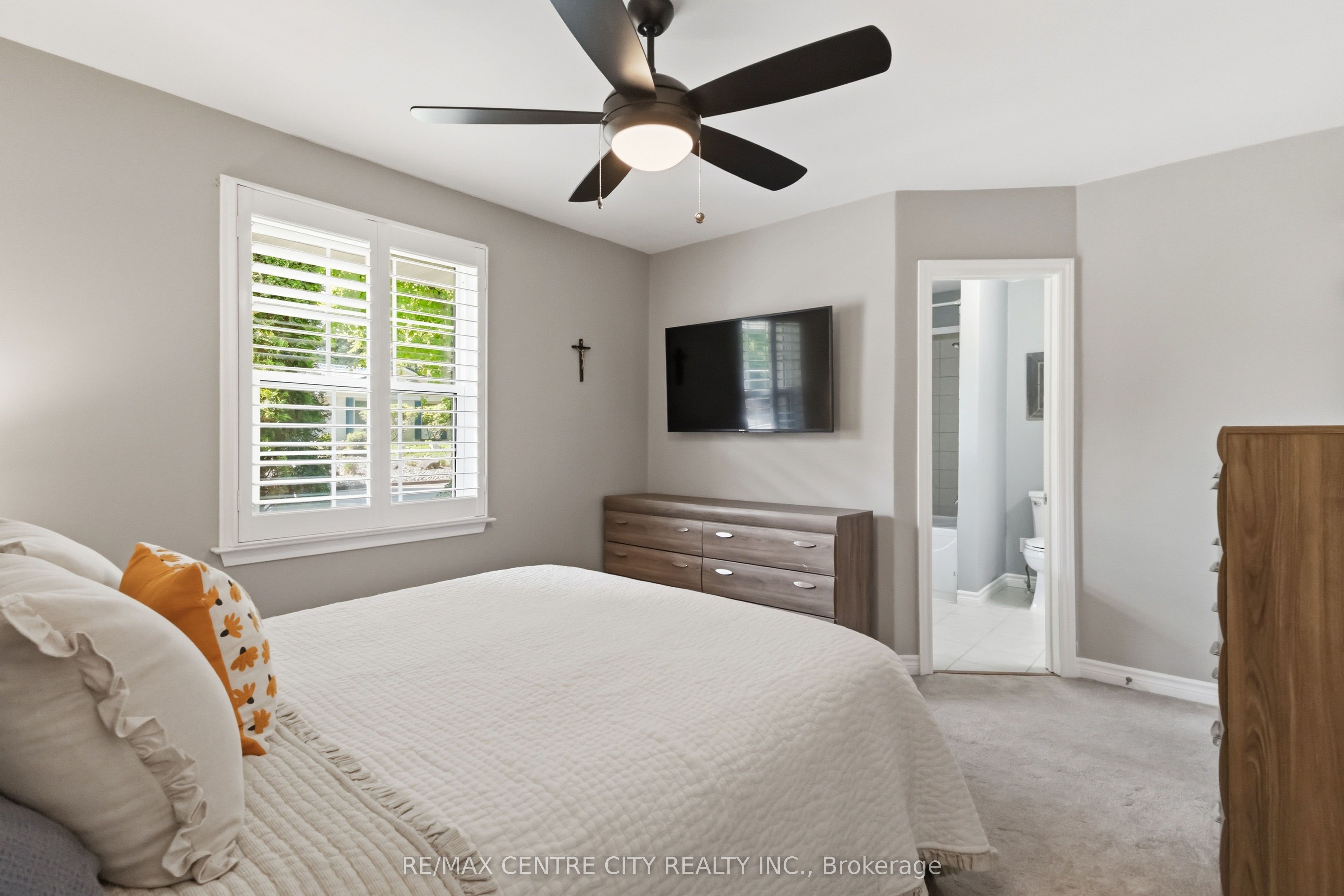 639 Dunboyne Crescent Property Photo 27