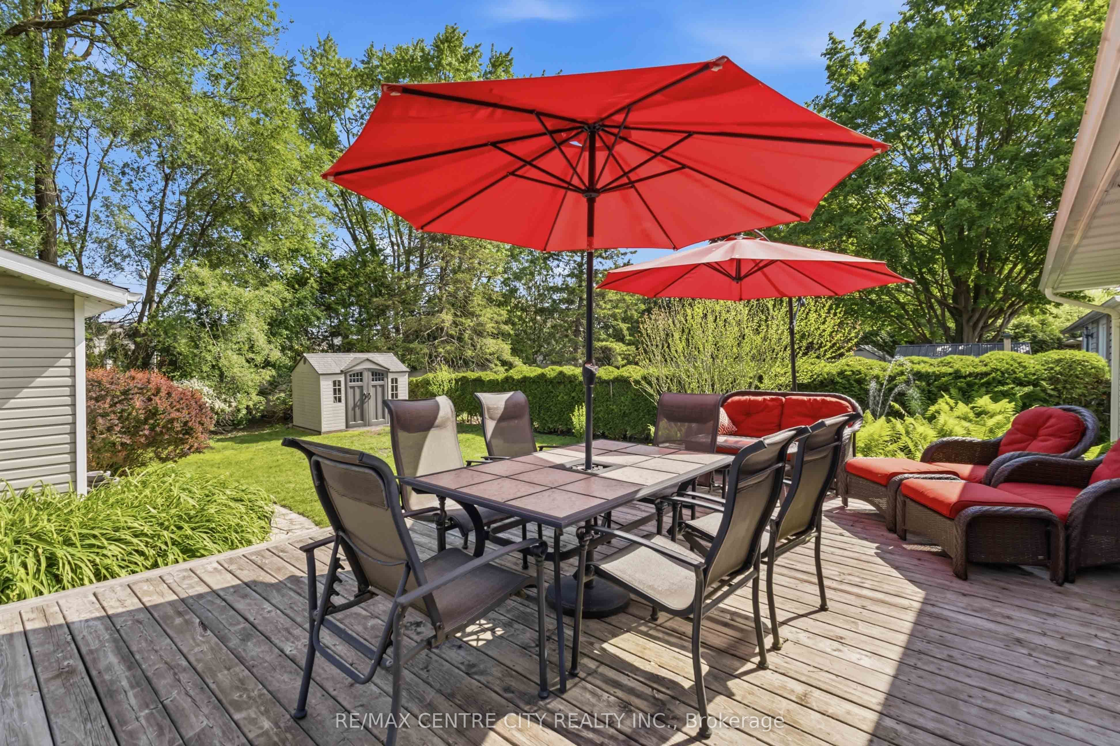 639 Dunboyne Crescent Property Photo 39