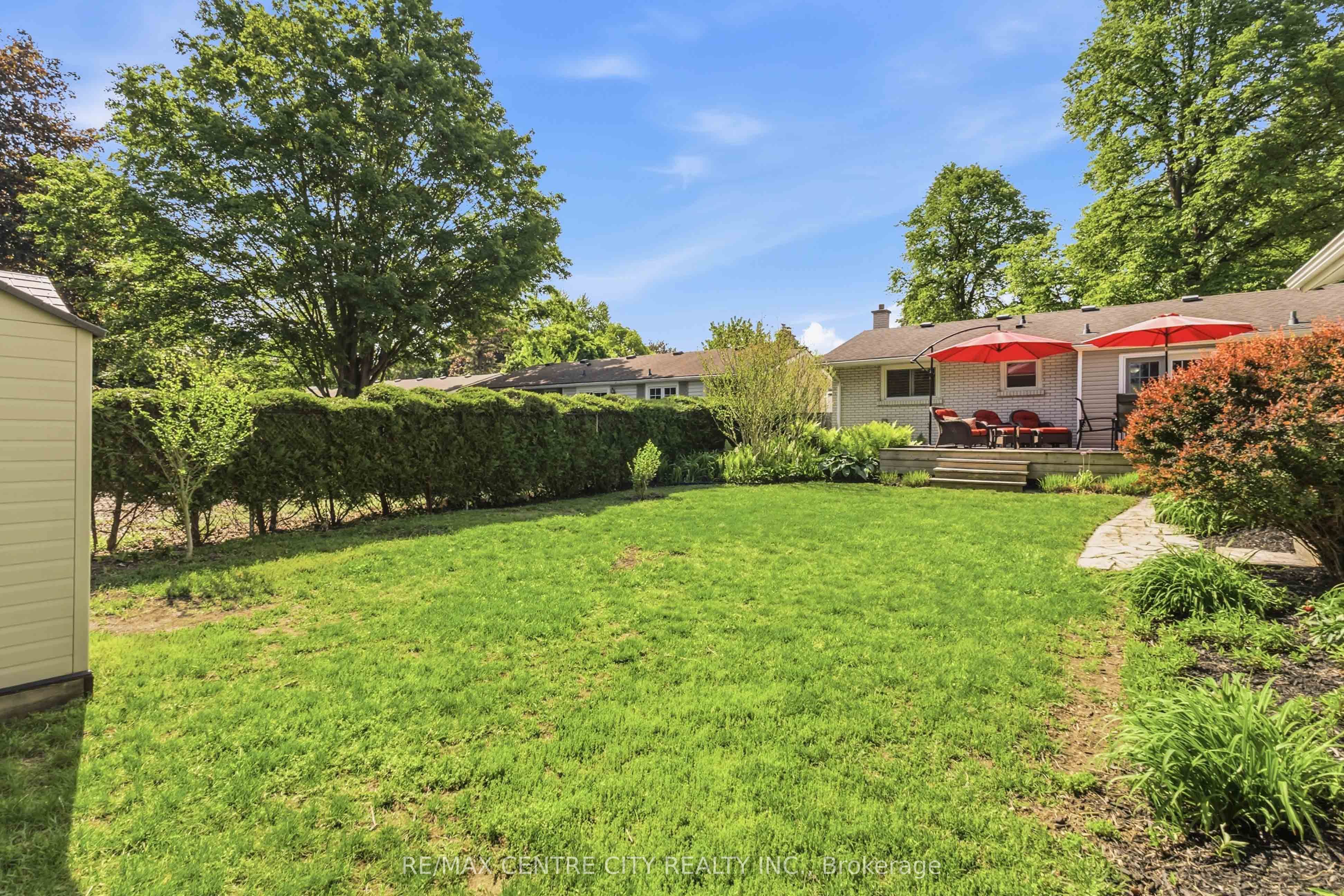 639 Dunboyne Crescent Property Photo 43