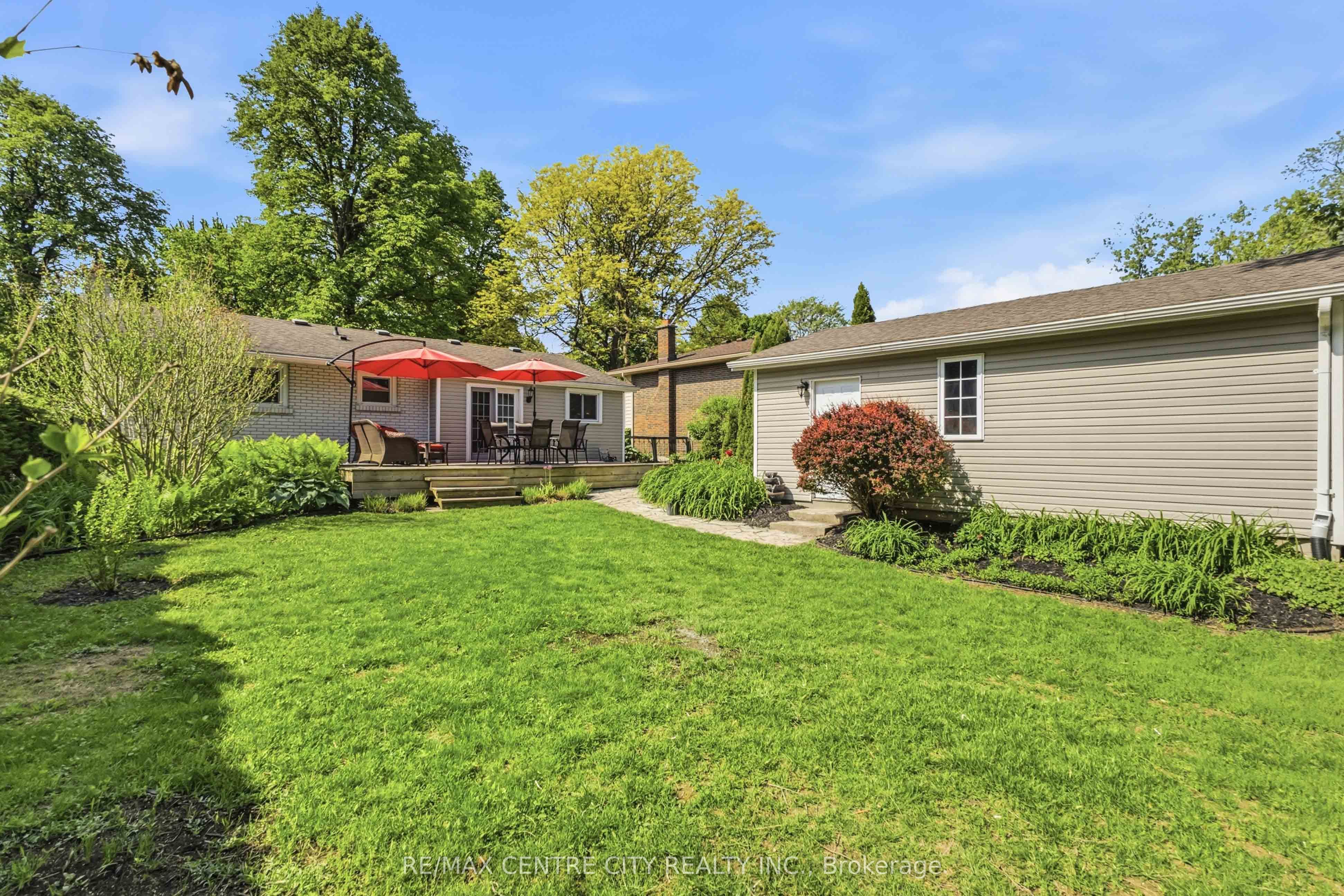 639 Dunboyne Crescent Property Photo 44
