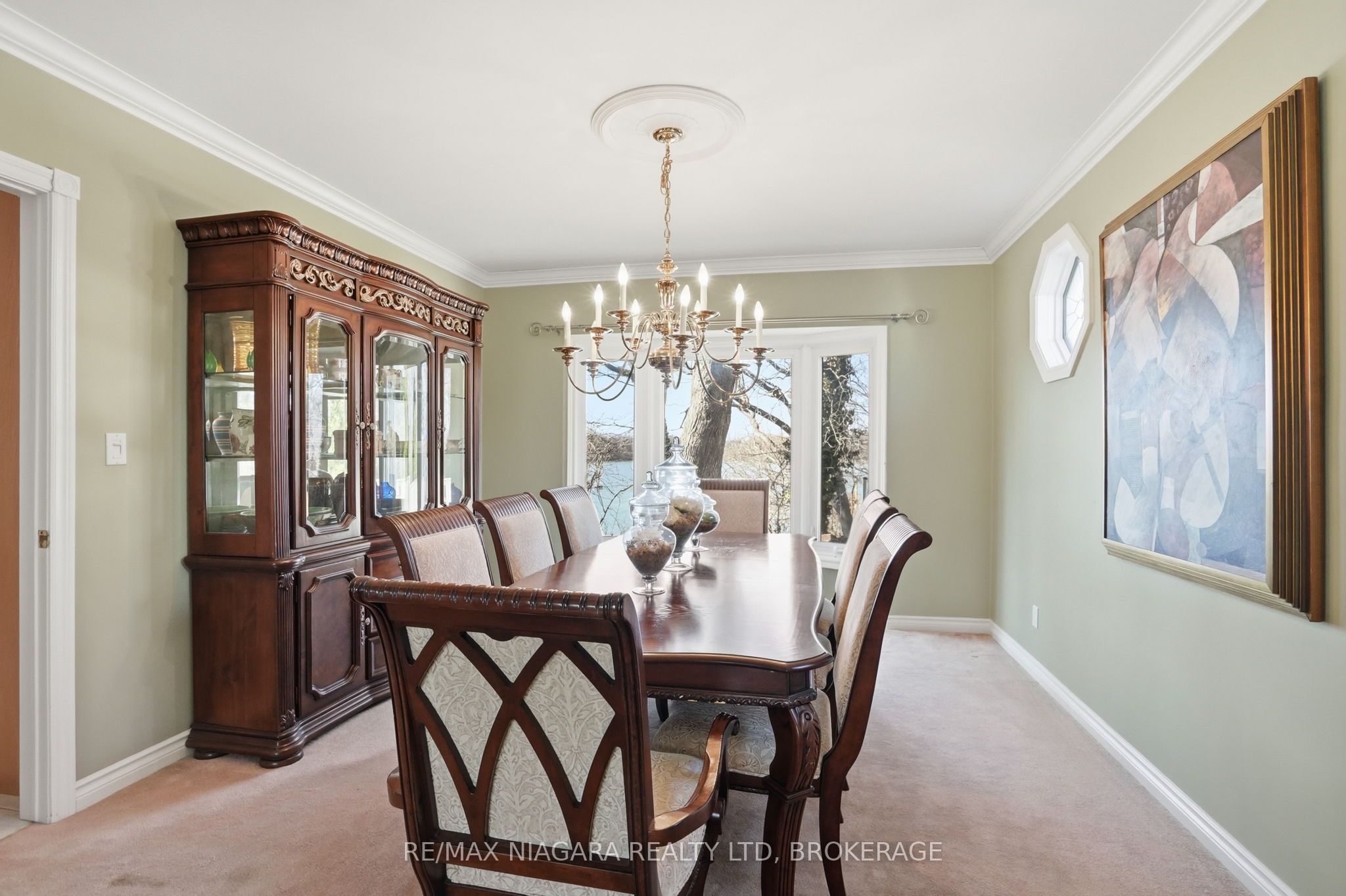 50 Henley Drive Property Photo 3