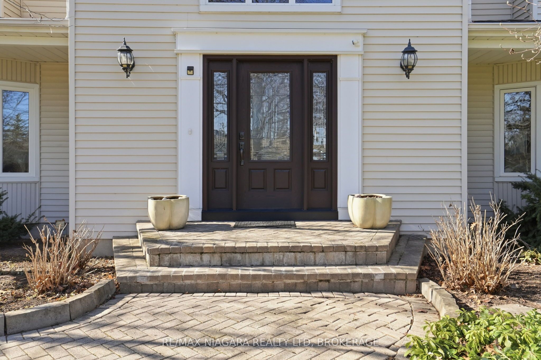 50 Henley Drive Property Photo 4