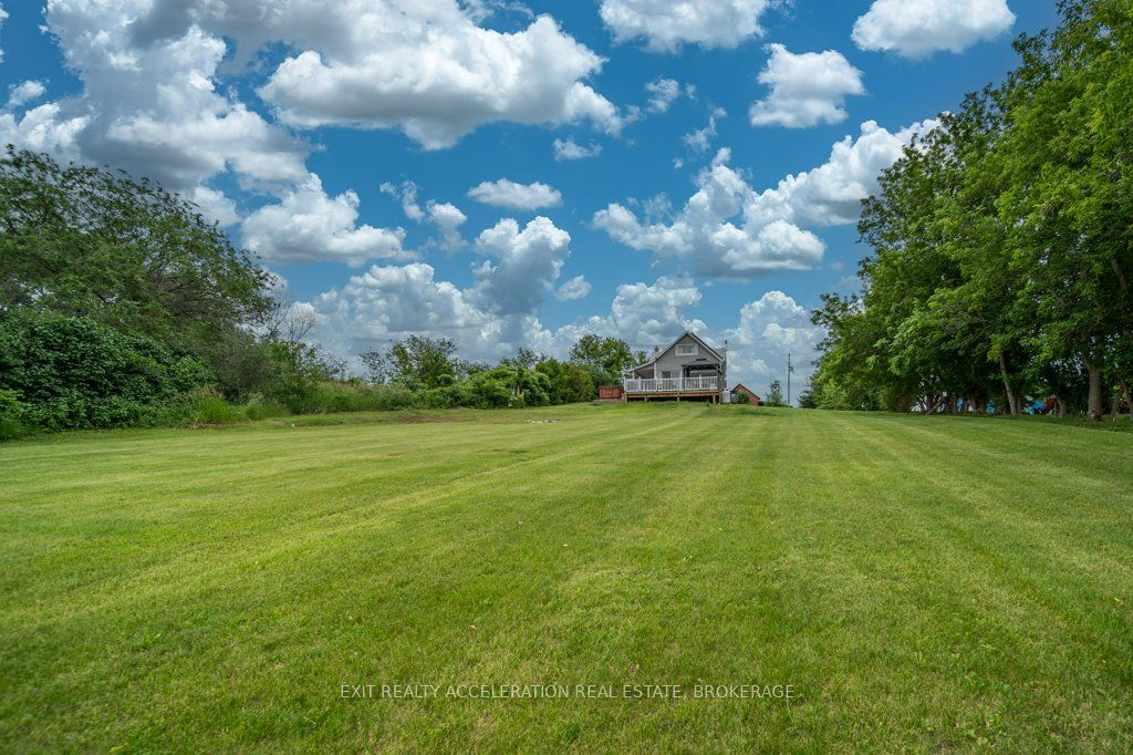 731 B County Rd 9 Property Photo 32