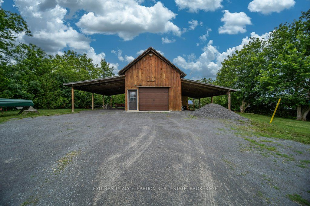 731 B County Rd 9 Property Photo 35
