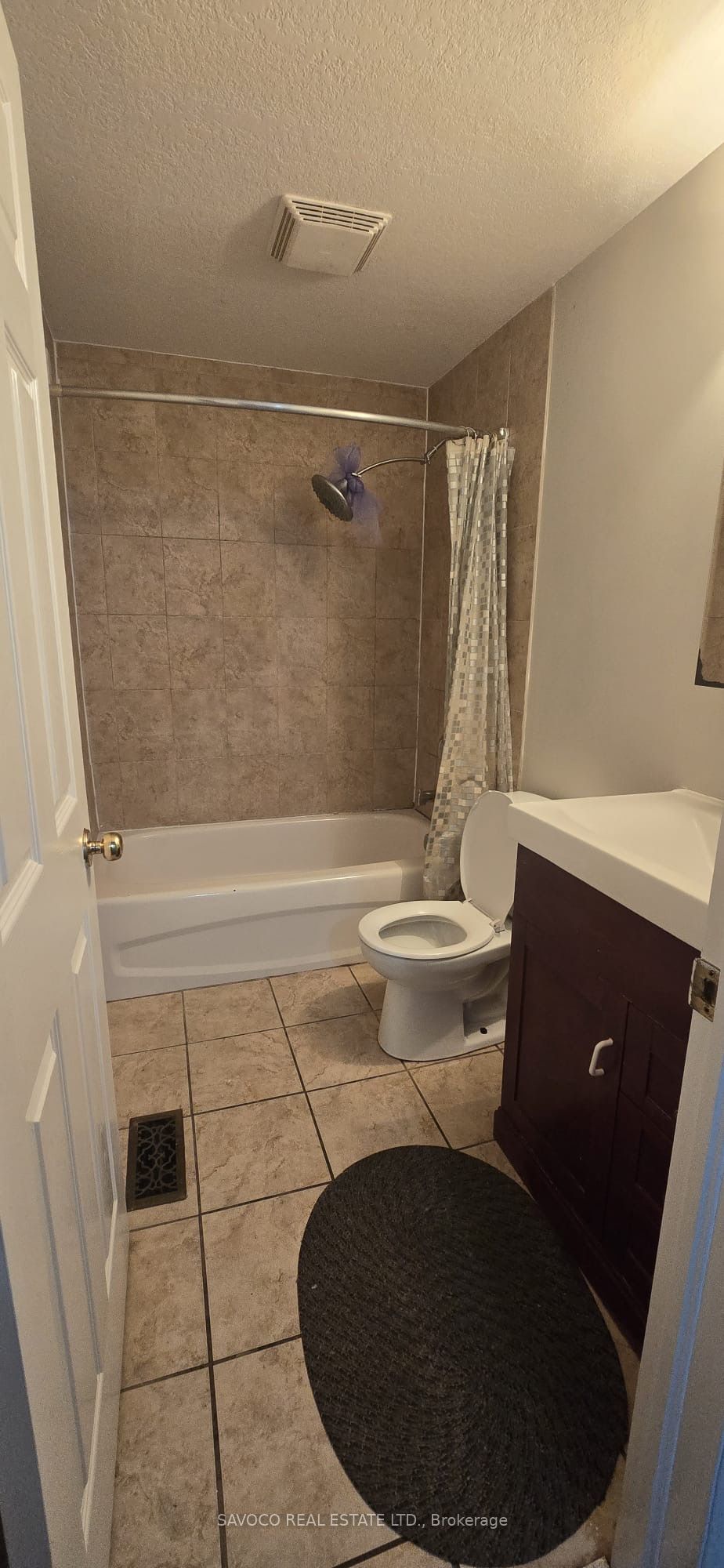 312 Activa Avenue Property Photo 5